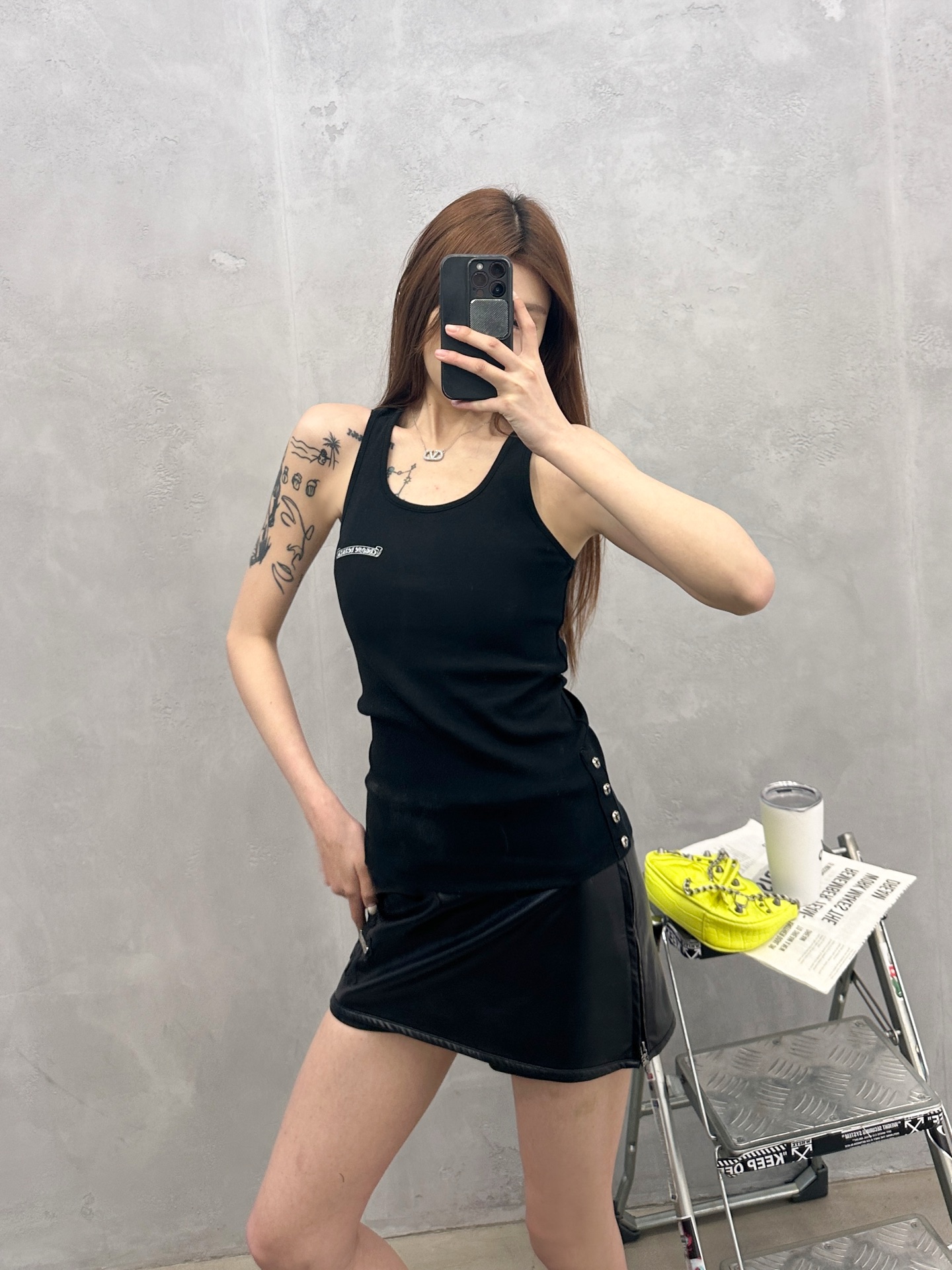 克罗心 ｜ 新款休闲背心，成衣洗水加前后印花工艺，特殊侧扣款式设计，尺码sml