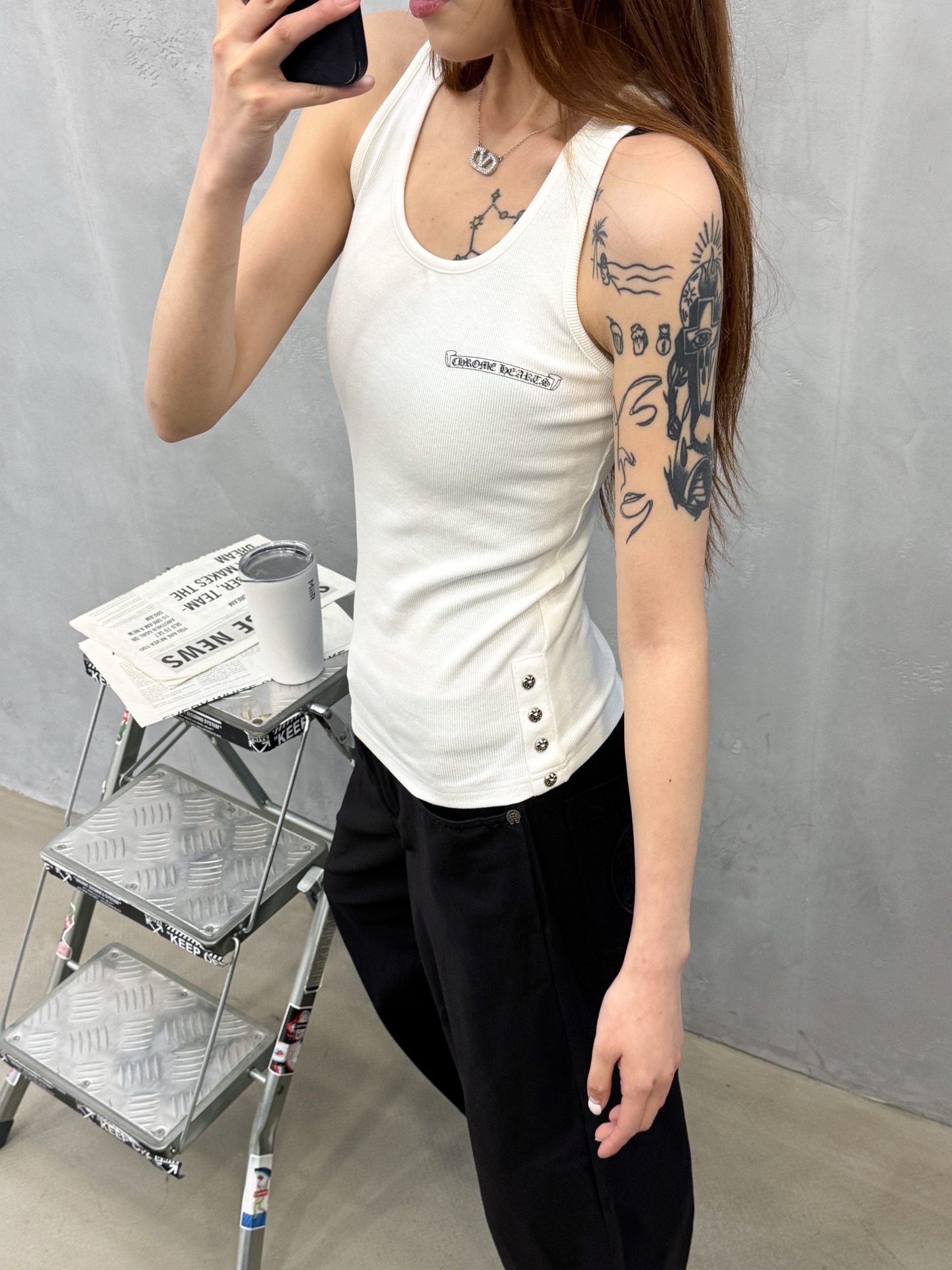 克罗心 ｜ 新款休闲背心，成衣洗水加前后印花工艺，特殊侧扣款式设计，尺码sml