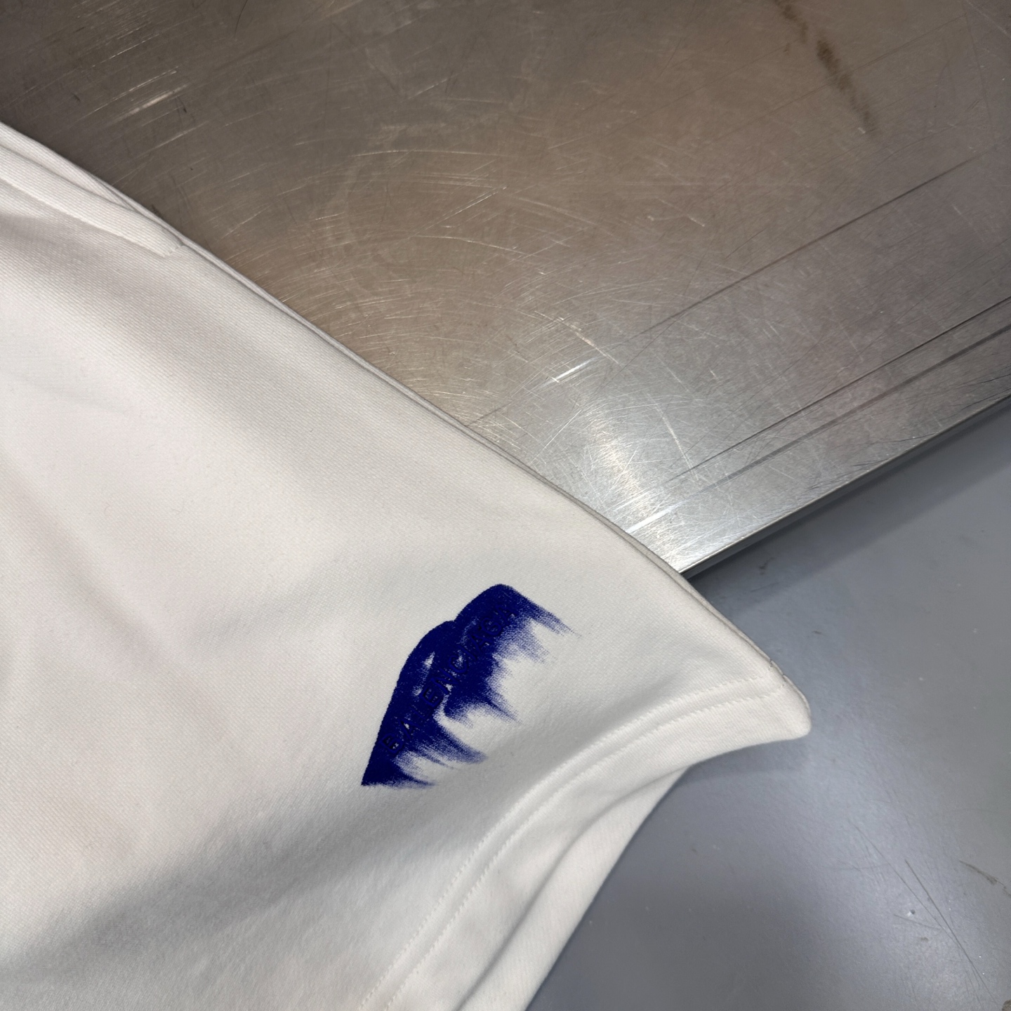 巴黎 ｜ 新款短裤，成衣洗水印花刺绣工艺，休闲时尚，尺码sml