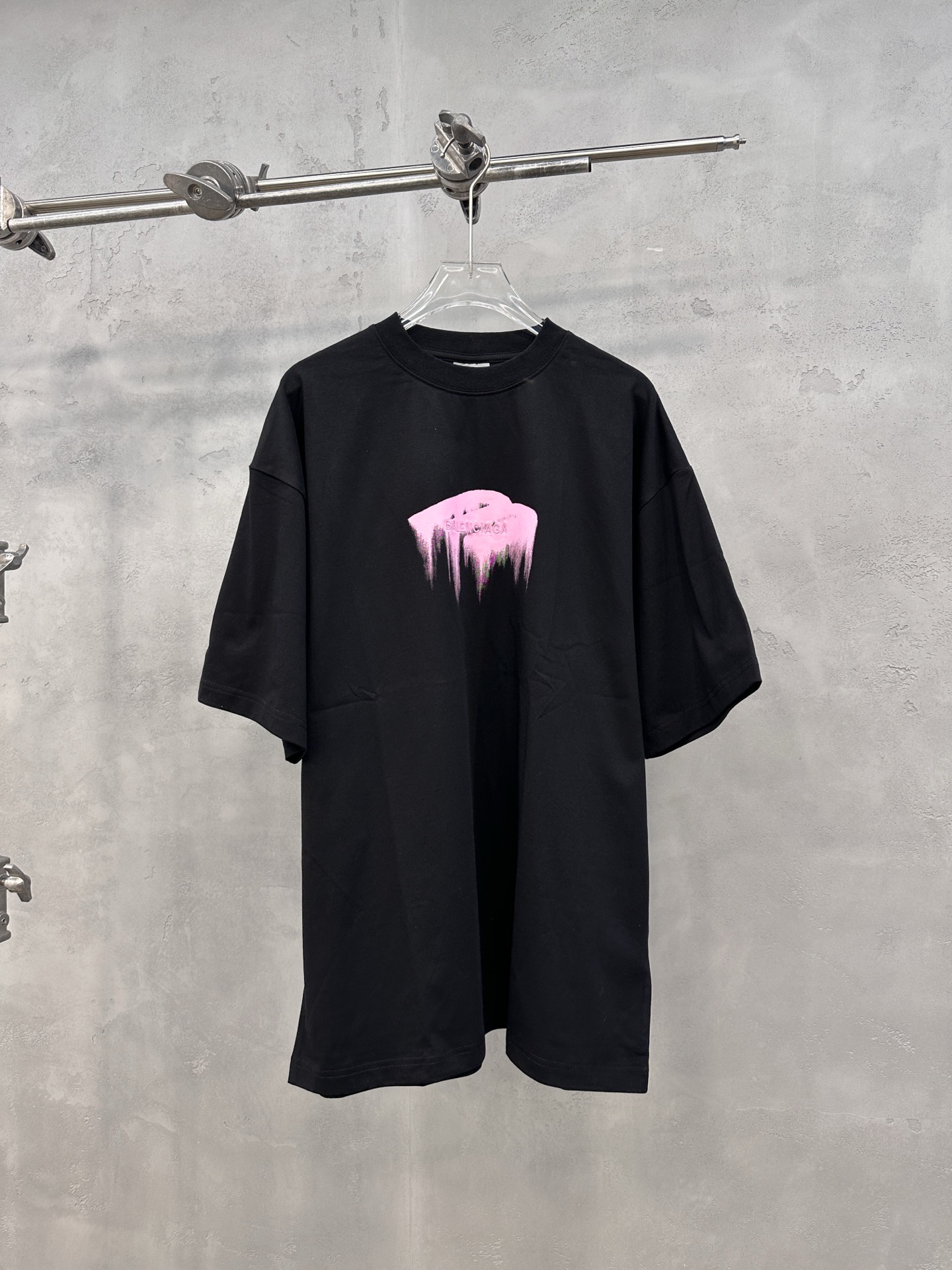 巴黎 ｜ 新款短袖t，成衣洗水加印花刺绣工艺，男女同款，尺码sml