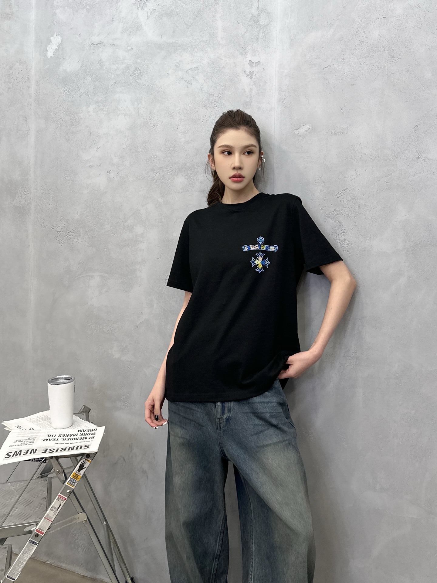 克罗心 ｜ 新款短袖t，成衣经典彩色烫钻工艺，休闲时尚，尺码sml