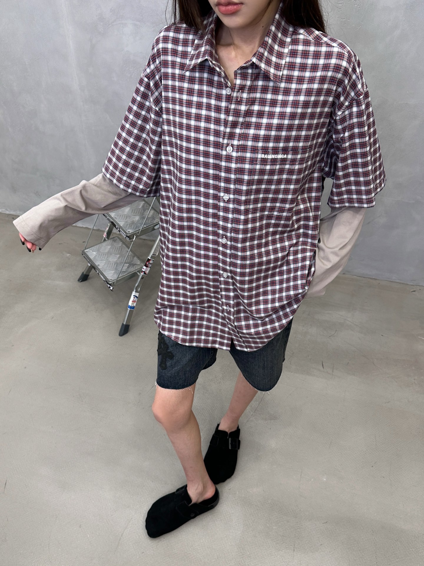 巴黎 ｜ 新款休闲衬衣，品牌经典刺绣标，色织格纹衬衣面料拼接针织袖子假两件款式，休闲时尚，男女同款，尺码