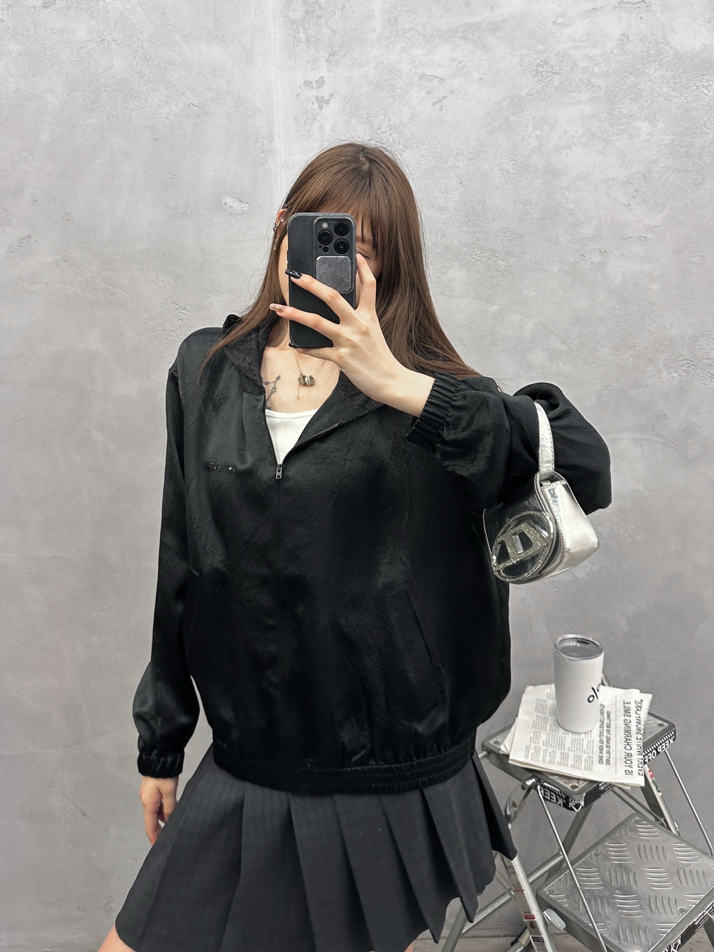 🌾Acne ｜ 新款休闲薄开衫，品牌经典烫钻标，100%醋酸面料蕾丝拼接款式，时尚休闲高级感拉满，尺码s