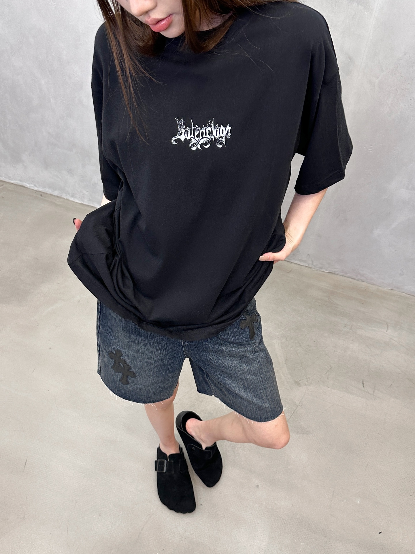 🌾巴黎 ｜ 新款短袖t，成衣洗水吊磨加前后印花工艺，休闲时尚，男女同款，尺码sml