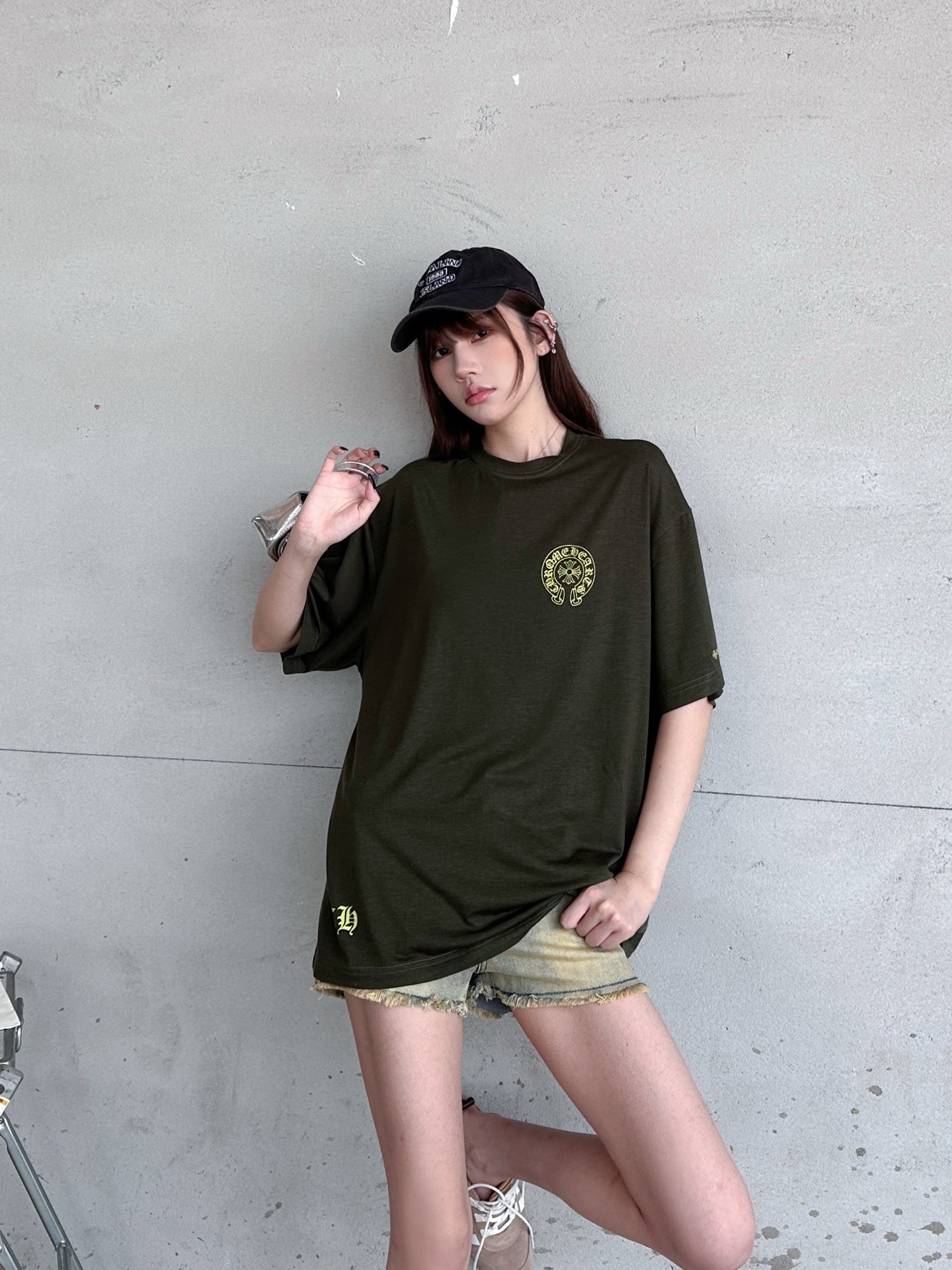 🌾克罗心 ｜ 新款短袖t，日本进口莱赛尔羊毛面料，高级时尚，全身四处印花工艺，男女同款，尺码sml