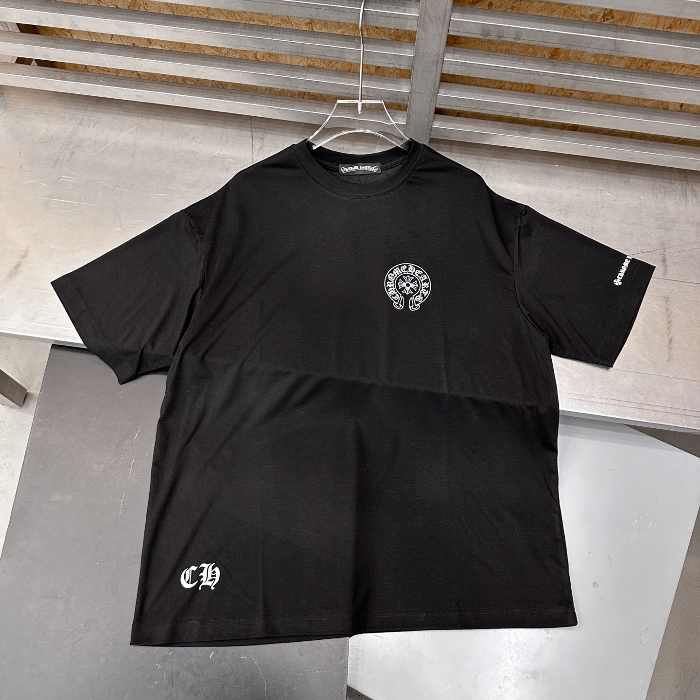 🌾克罗心 ｜ 新款短袖t，日本进口莱赛尔羊毛面料，高级时尚，全身四处印花工艺，男女同款，尺码sml