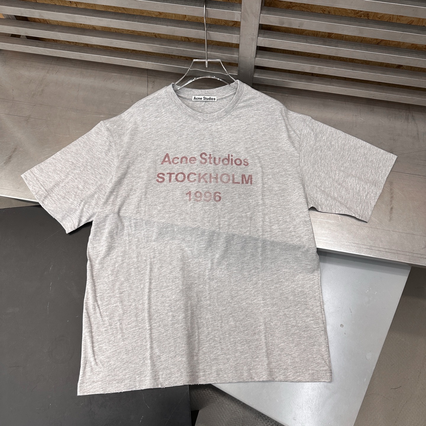 🌾Acne ｜ 新款短袖t，成衣洗水吊磨印花烫钻工艺，休闲时尚，尺码sml