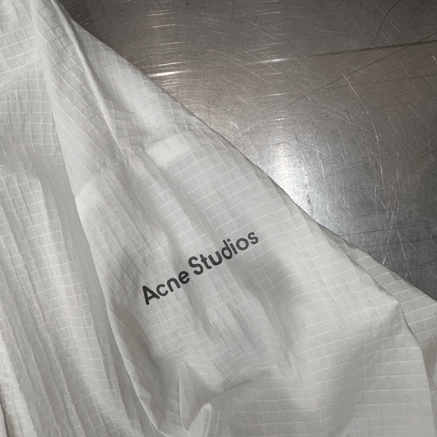 🌾 Acne ｜ 新款防晒衣，品牌经典印花标，特别结构经典版型，最新科技防晒面料，休闲时尚，尺码sml