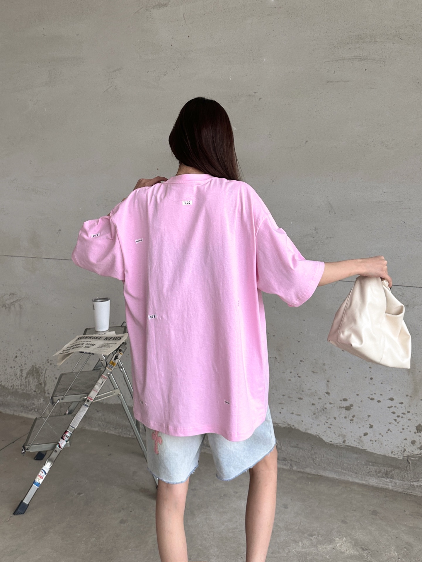 🌾 巴黎 ｜ 新款520系列短袖t，成衣洗水加全身贴纸印花工艺，男女同款，尺码sml