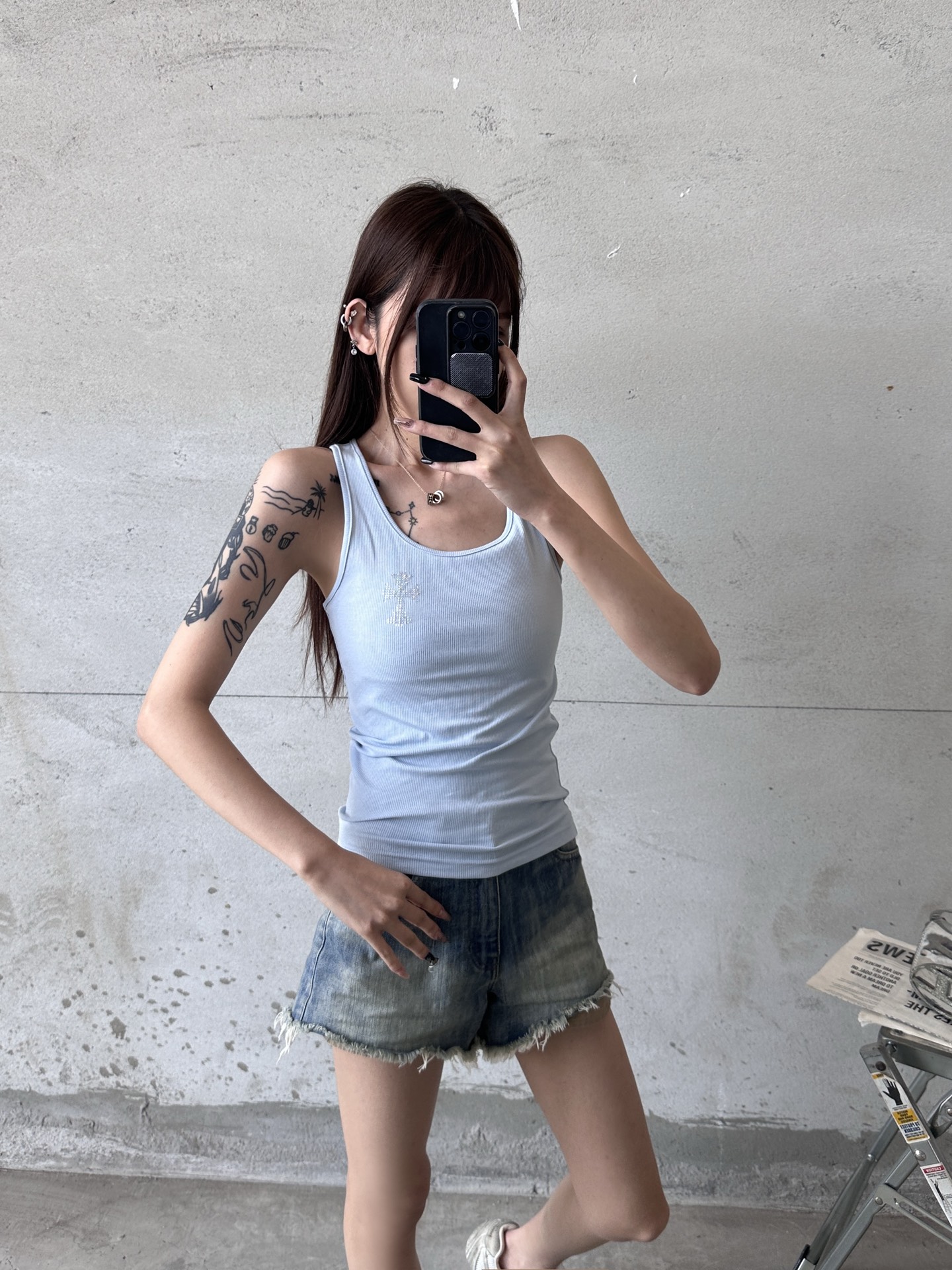 🌾克罗心 ｜ 新款背心，进口莱赛尔莫代尔长绒棉面料，高级感强，前后烫钻工艺，休闲时尚，尺码sml