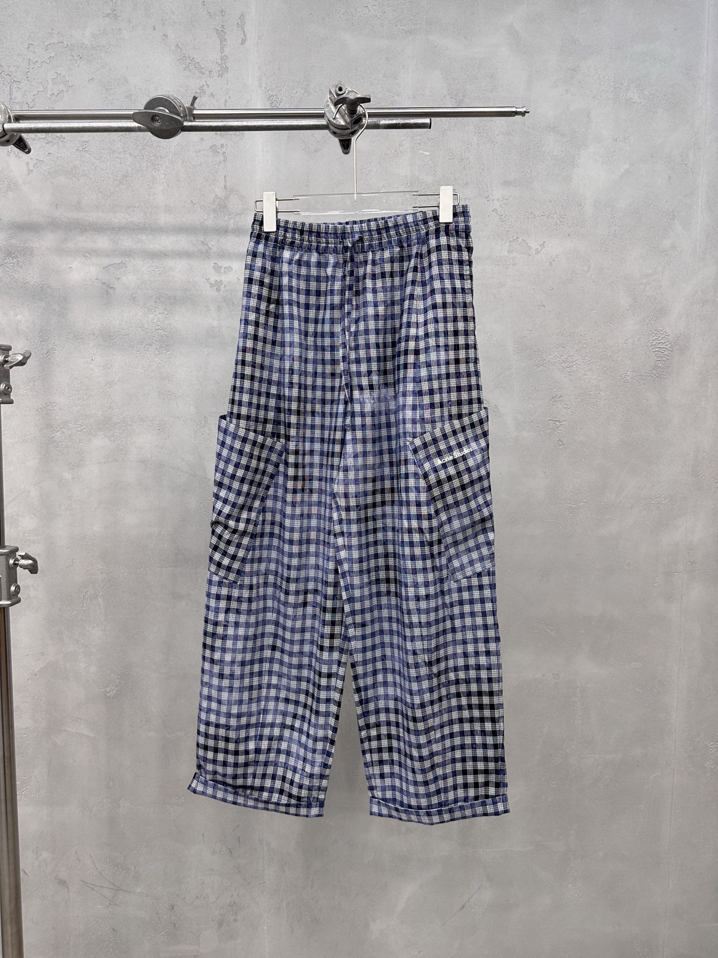 NO:822646,Acne | New style casual pants, cotton yarn-dyed plaid fabric, garment wash tie-dye process, fashionable and casual, size sml, women's clothing, acne studios,19860909Acne ｜ 新款休闲裤,全棉色织格纹面料,成衣洗水扎染工艺,时尚休闲,尺码sml,女装,acne studios,,Women's clothing