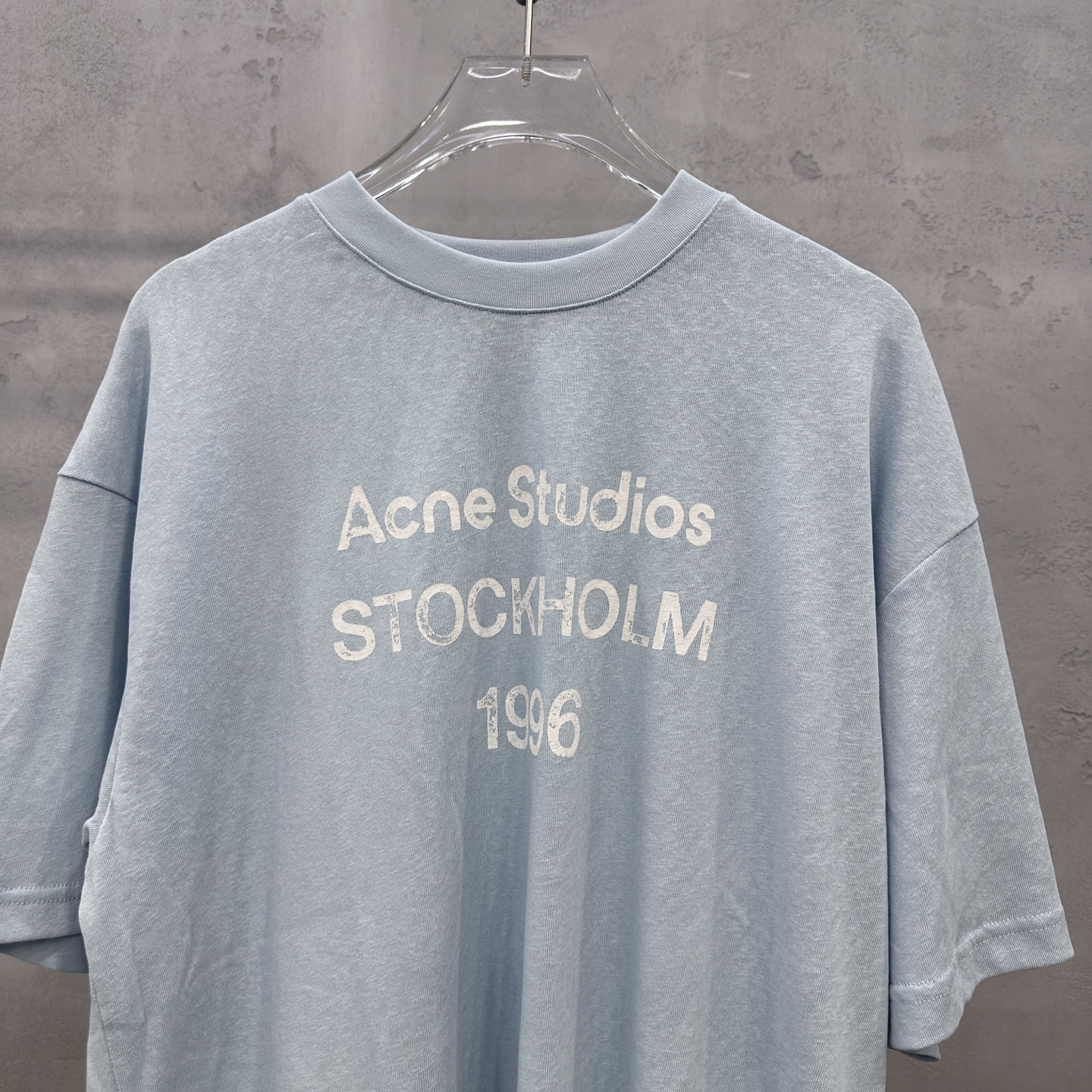 Acne ｜ 新款短袖t，前后经典字母印花工艺，特殊雪花棉面料，亲肤透气，休闲时尚，尺码sml