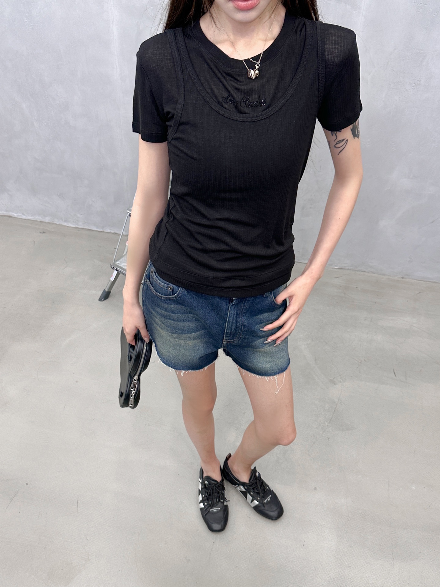 Acne ｜ 新款两件套短袖t，特殊真两件套款式，进口莱赛尔羊毛面料，经典品牌烫钻标，休闲时尚，尺码sm