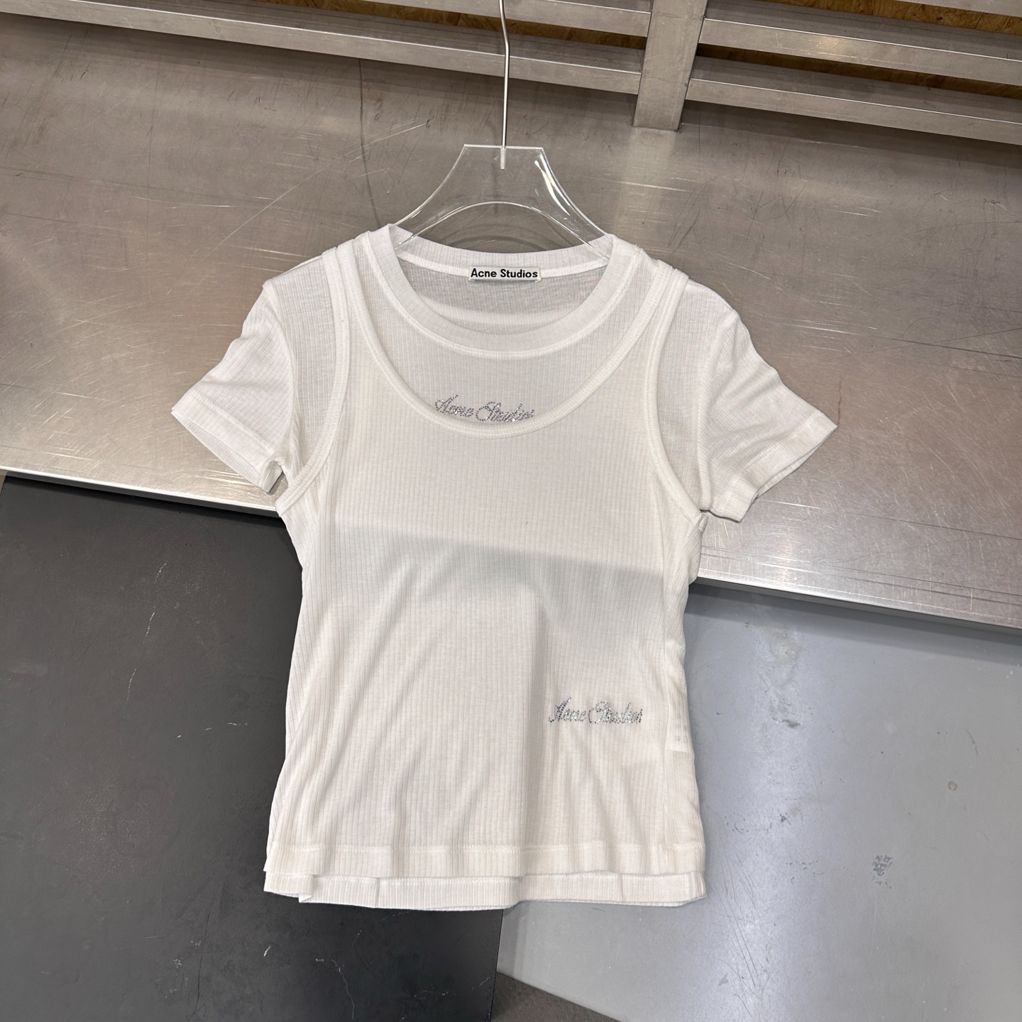 Acne ｜ 新款两件套短袖t，特殊真两件套款式，进口莱赛尔羊毛面料，经典品牌烫钻标，休闲时尚，尺码sm