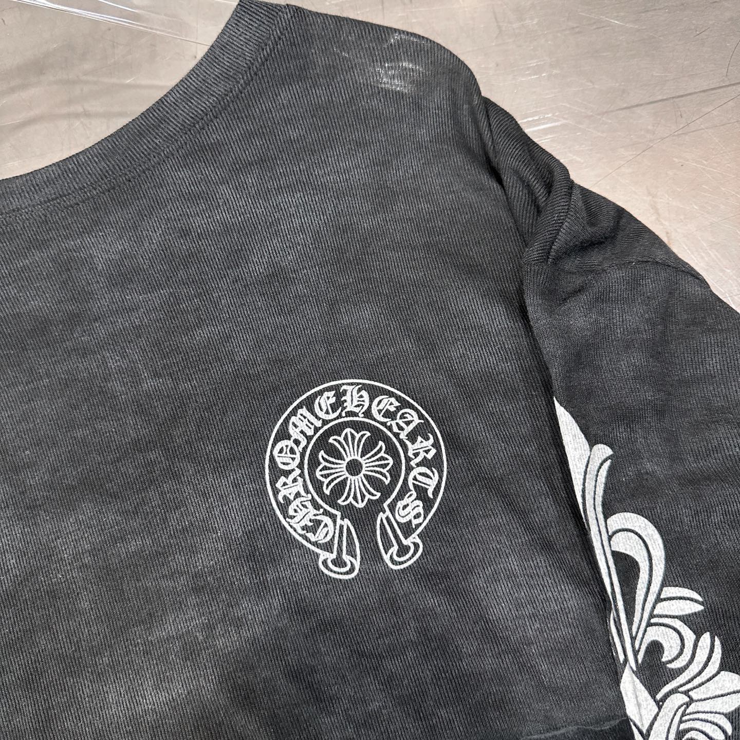 克罗心 ｜ 新款长袖打底，成衣洗水扎染工艺加全身多处印花，休闲时尚，尺码sml