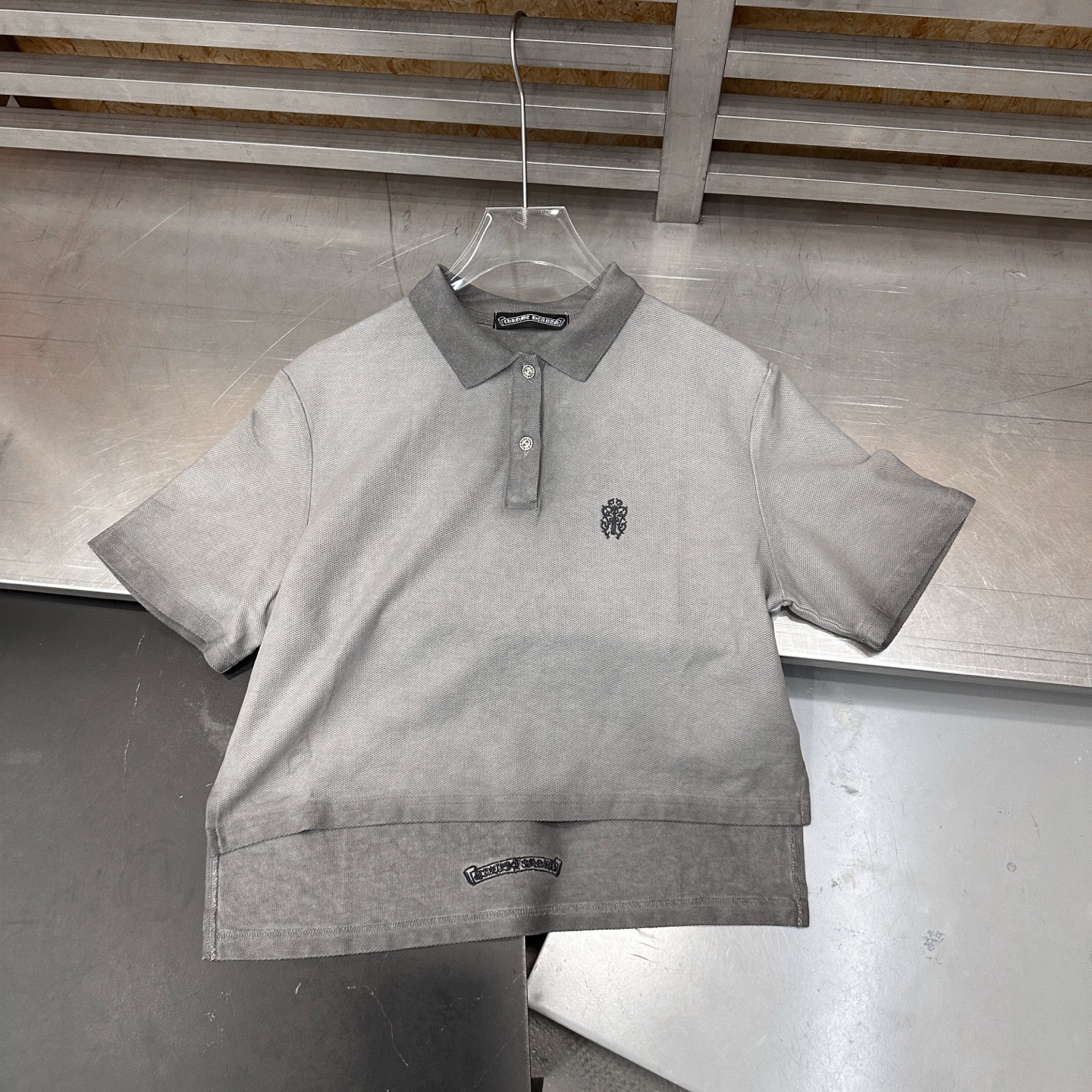 克罗心 ｜ 新款短袖polo，成衣洗水炒色工艺加前后品牌经典刺绣标，休闲时尚，尺码sml