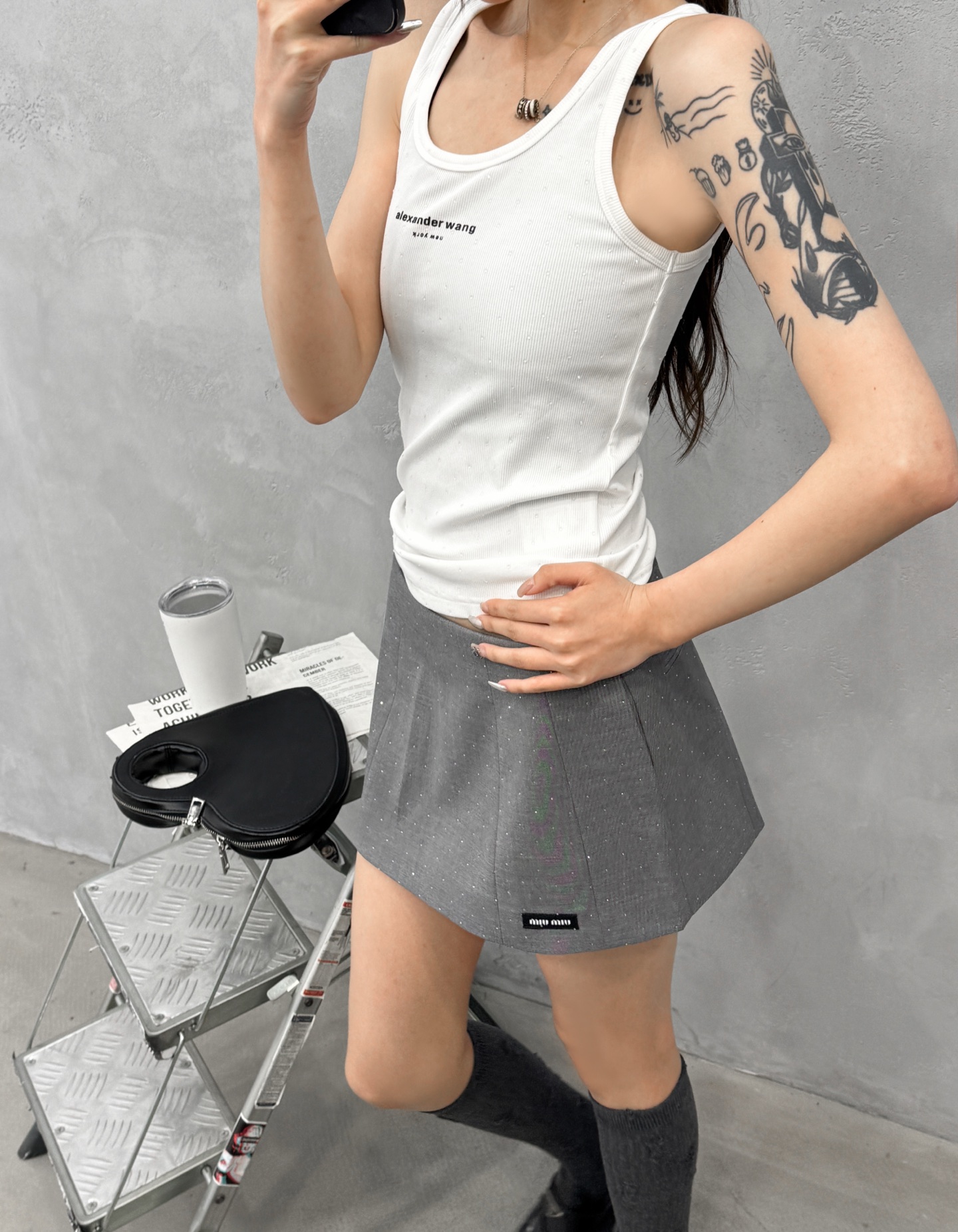 Miu ｜ 新款休闲短裙裤，品牌经典刺绣标，成衣烫钻工艺，时尚休闲，尺码sml