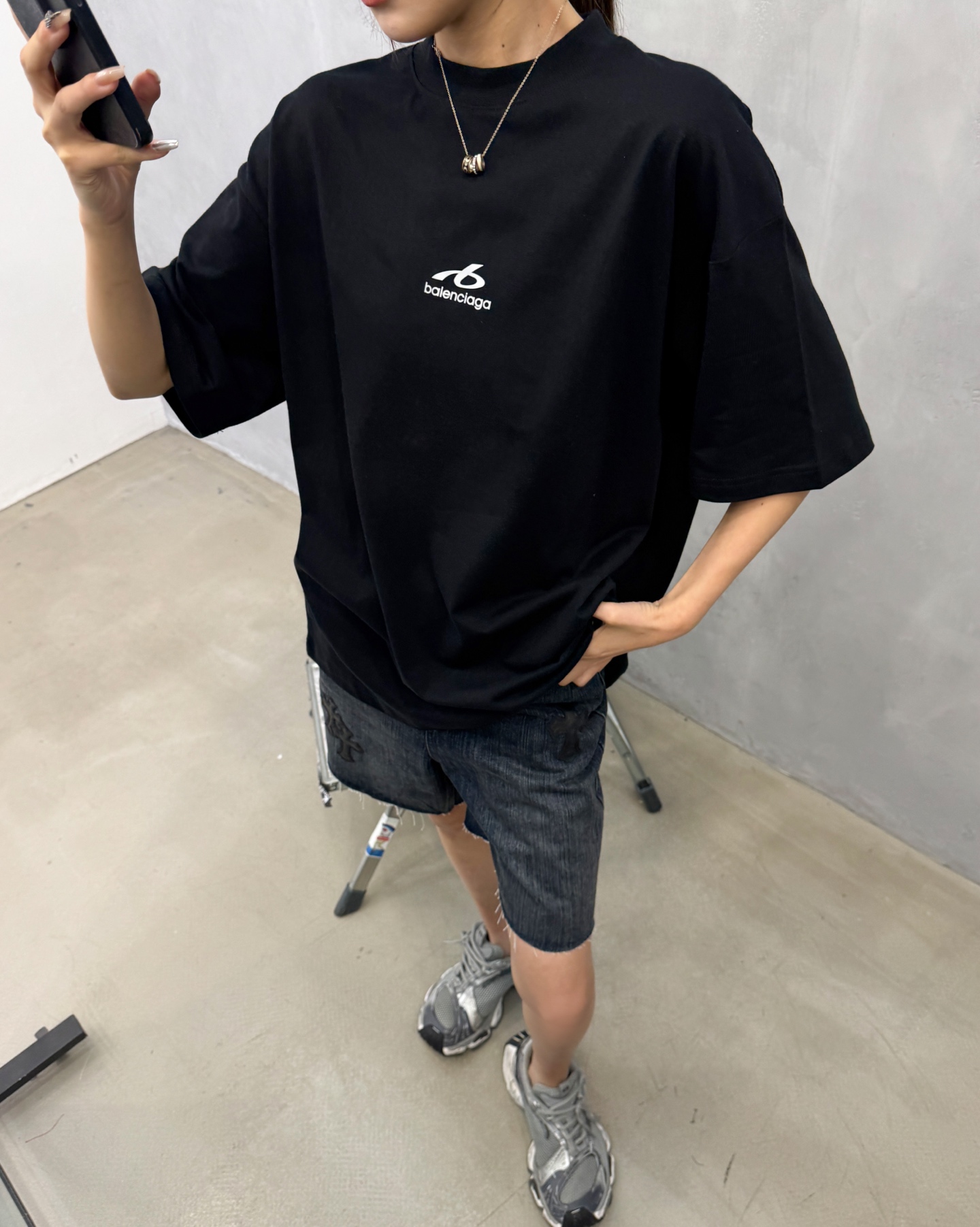 巴黎 ｜ 新款短袖t，成衣洗水加前后反光印花标，休闲时尚，尺码sml