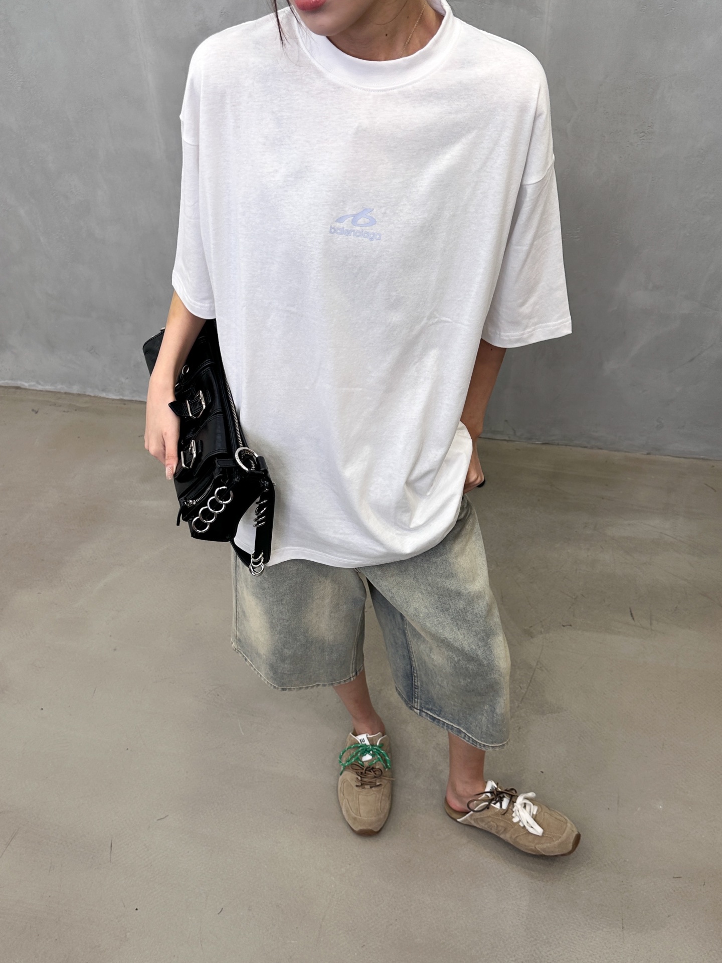 巴黎 ｜ 新款短袖t，成衣洗水加前后反光印花标，休闲时尚，尺码sml