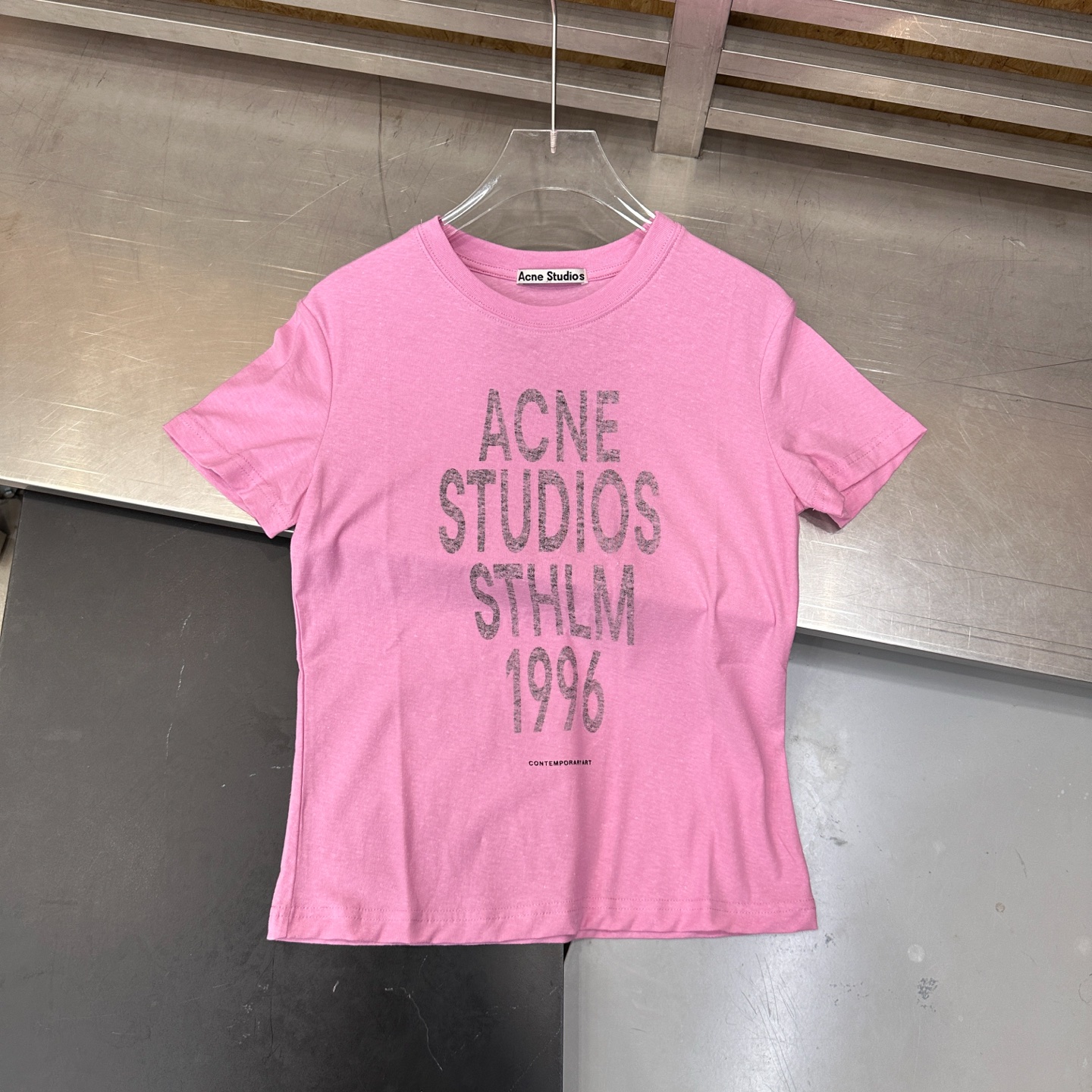 Acne ｜ 新款短袖t，成衣洗水加拔印印花工艺，进口亚麻棉面料，时尚休闲，尺码sml