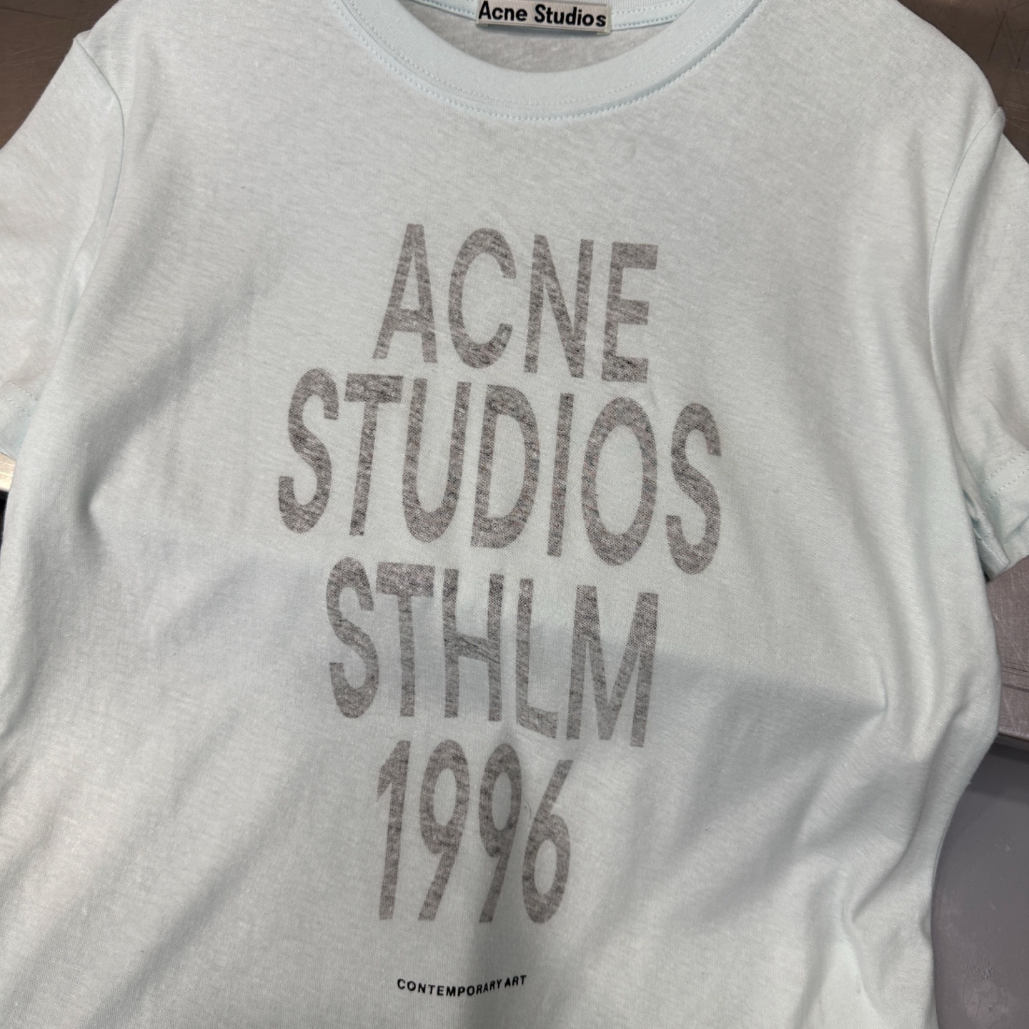 Acne ｜ 新款短袖t，成衣洗水加拔印印花工艺，进口亚麻棉面料，时尚休闲，尺码sml