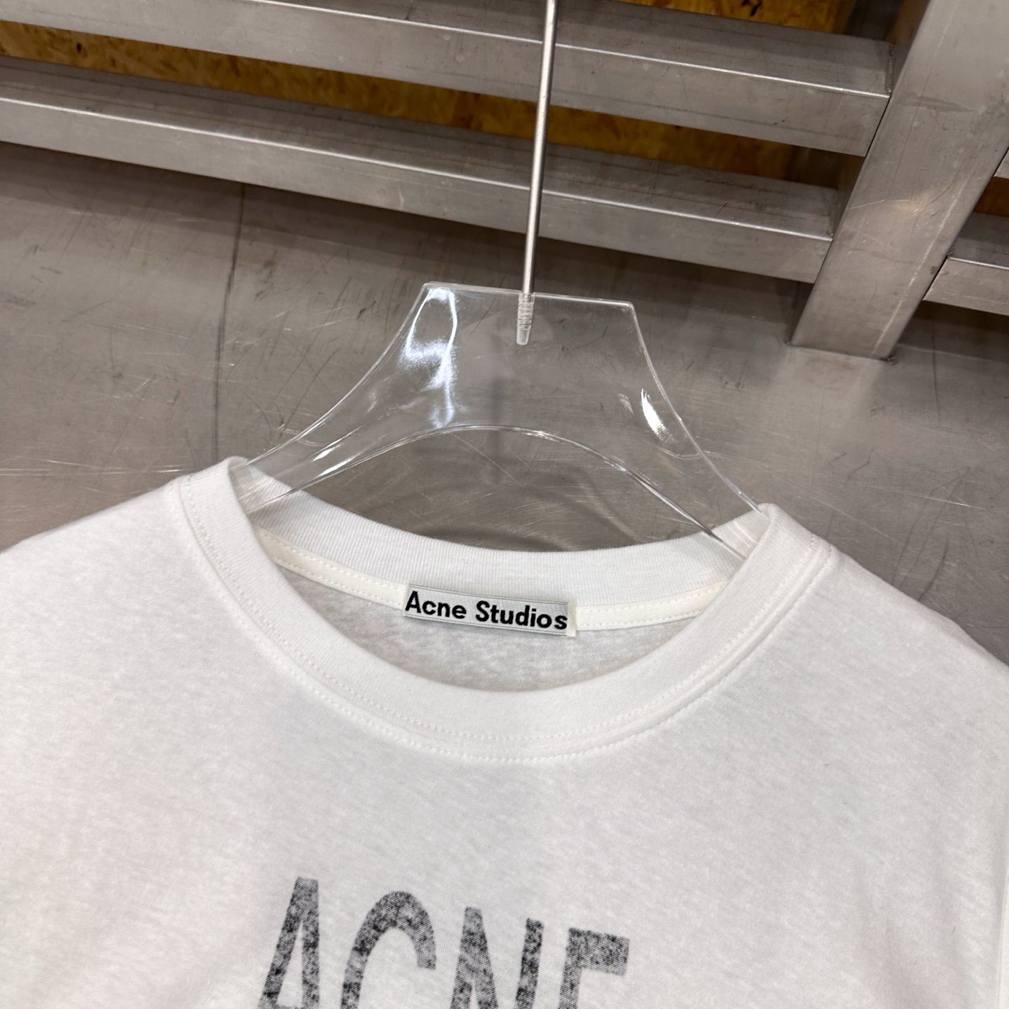 Acne ｜ 新款短袖t，成衣洗水加拔印印花工艺，进口亚麻棉面料，时尚休闲，尺码sml