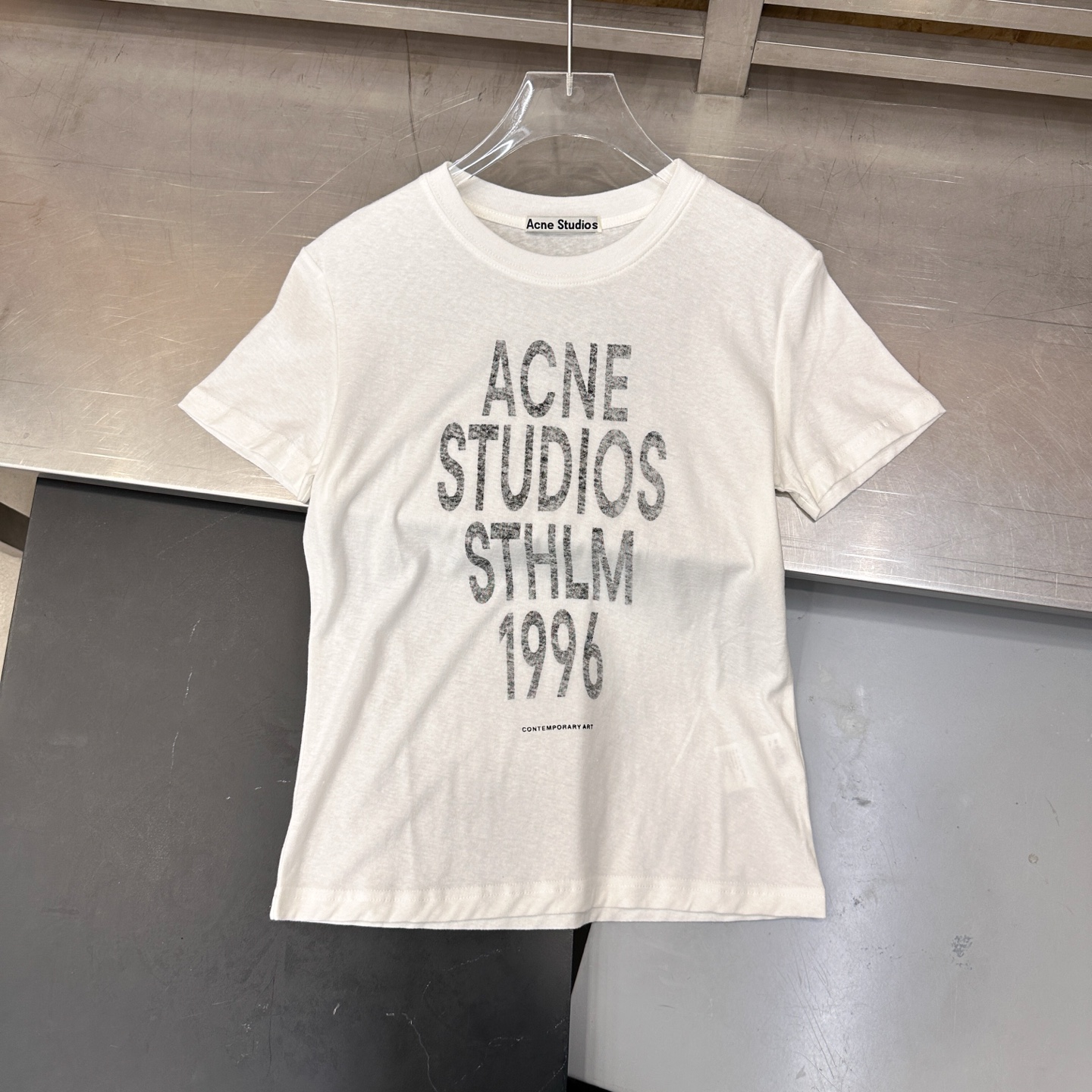 Acne ｜ 新款短袖t，成衣洗水加拔印印花工艺，进口亚麻棉面料，时尚休闲，尺码sml