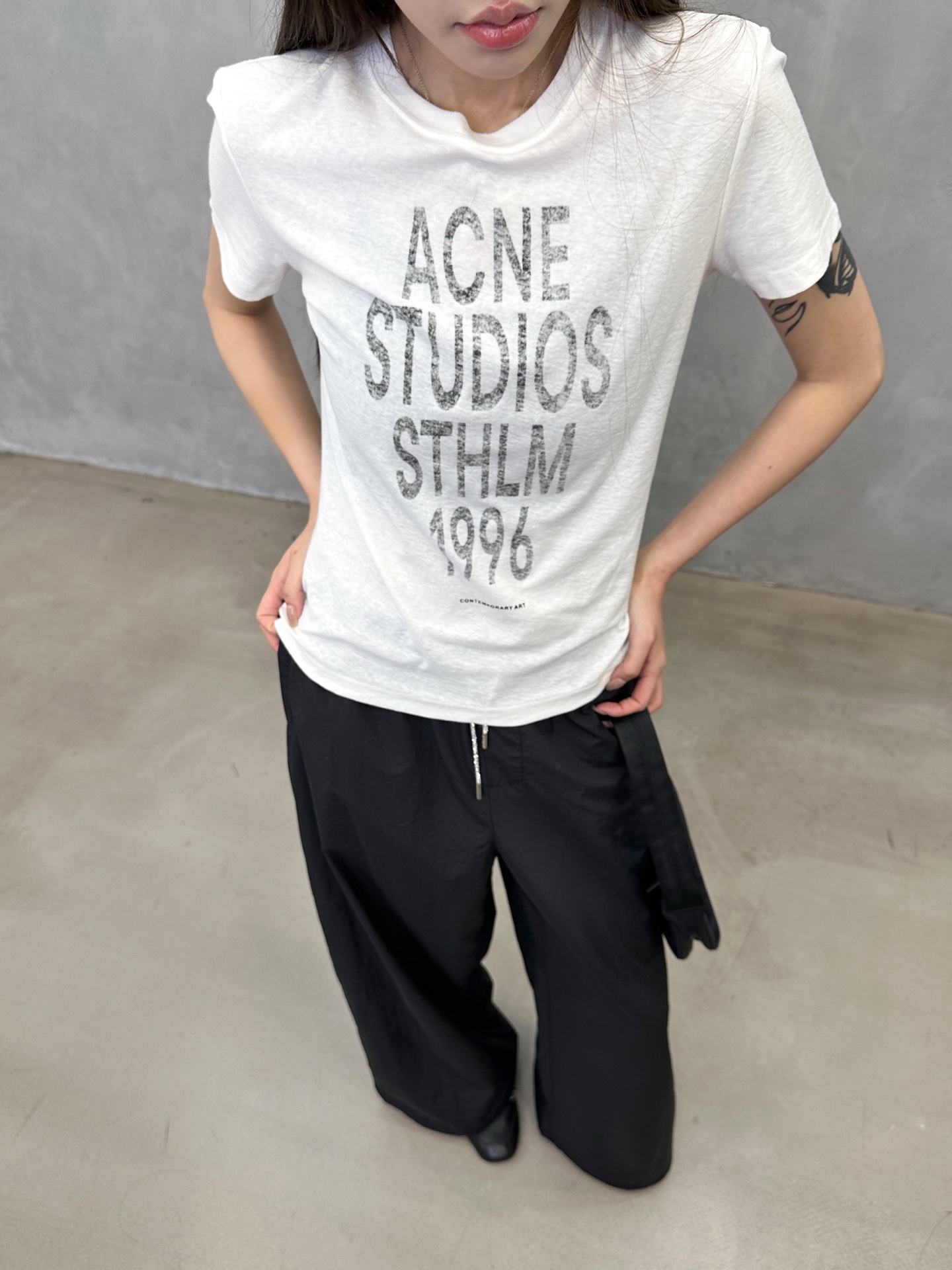Acne ｜ 新款短袖t，成衣洗水加拔印印花工艺，进口亚麻棉面料，时尚休闲，尺码sml