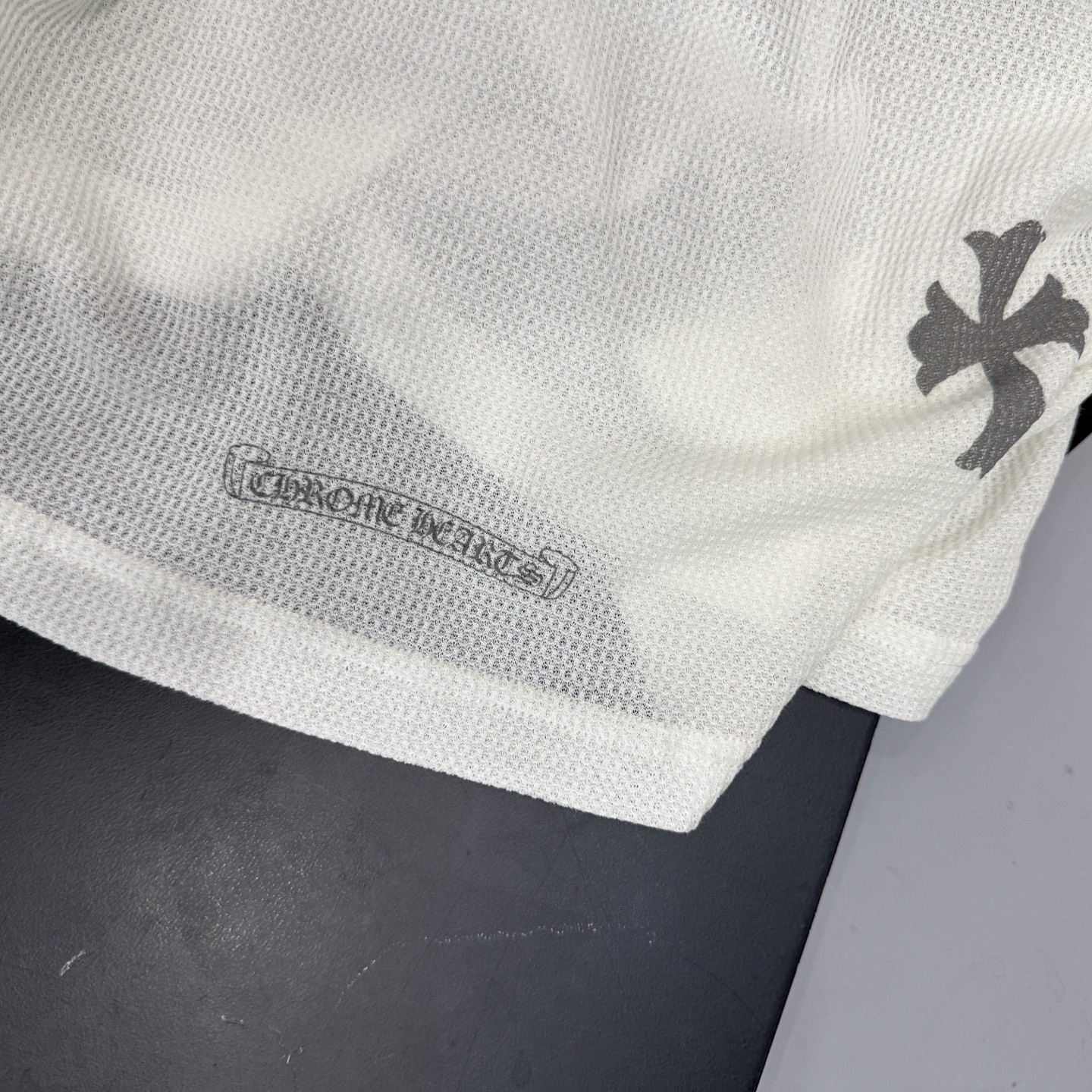 克罗心 ｜ 新款长袖打底，高黏棉混纺面料，全身印花十字标工艺，休闲时尚，尺码sml