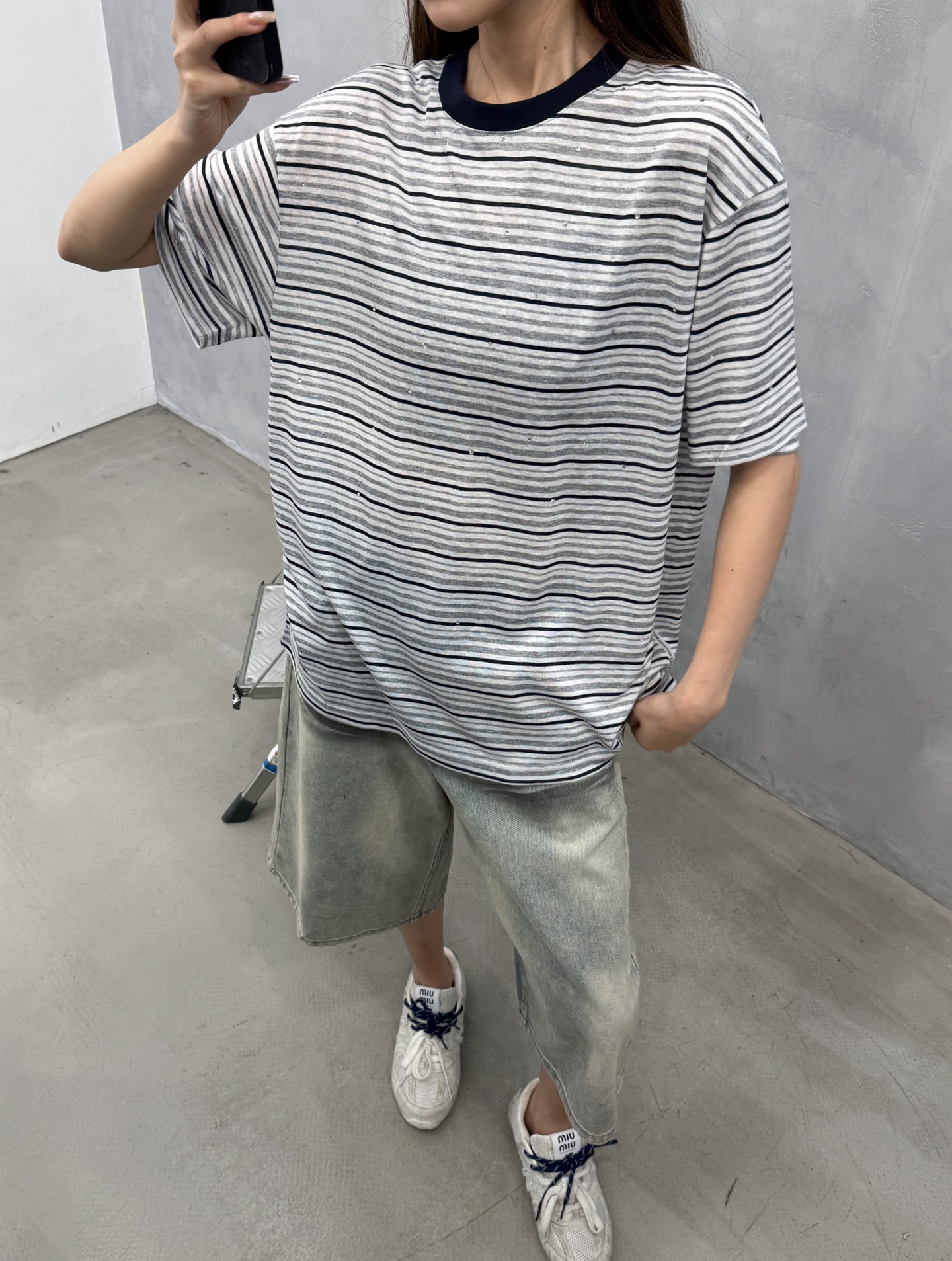 大王 ｜ 新款短袖t，莱赛尔混纺色织条纹面料，成衣全身烫钻工艺，休闲时尚，尺码sml
