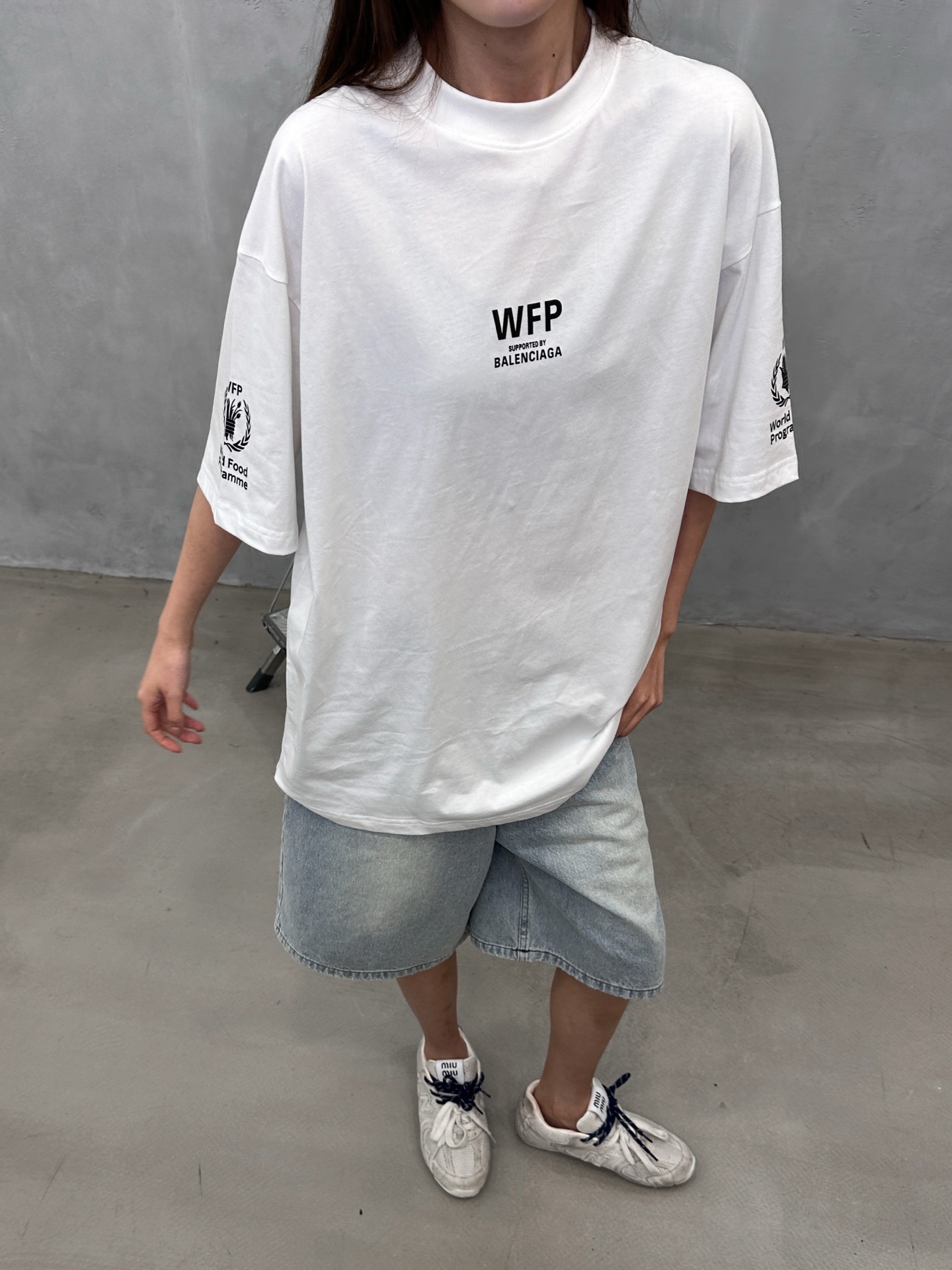 巴黎 ｜ 新款短袖t，成衣洗水加多处印花工艺，休闲时尚，男女同款，尺码sml