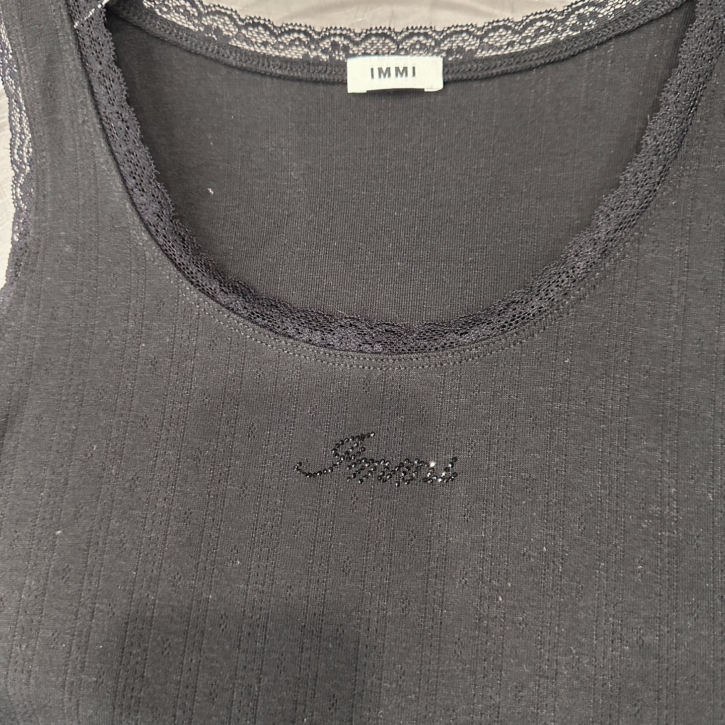 Acne ｜ 新款背心，品牌经典烫钻标，蕾丝拼接做工，休闲时尚，尺码sml