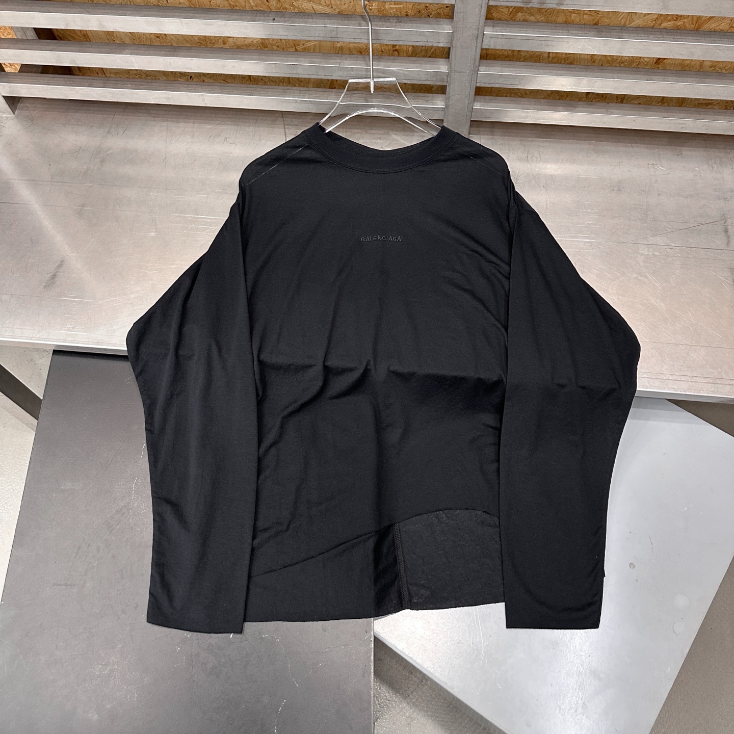 巴黎 ｜ 新款长袖防晒t，品牌经典刺绣标，进口高黏棉面料，休闲时尚，尺码sml