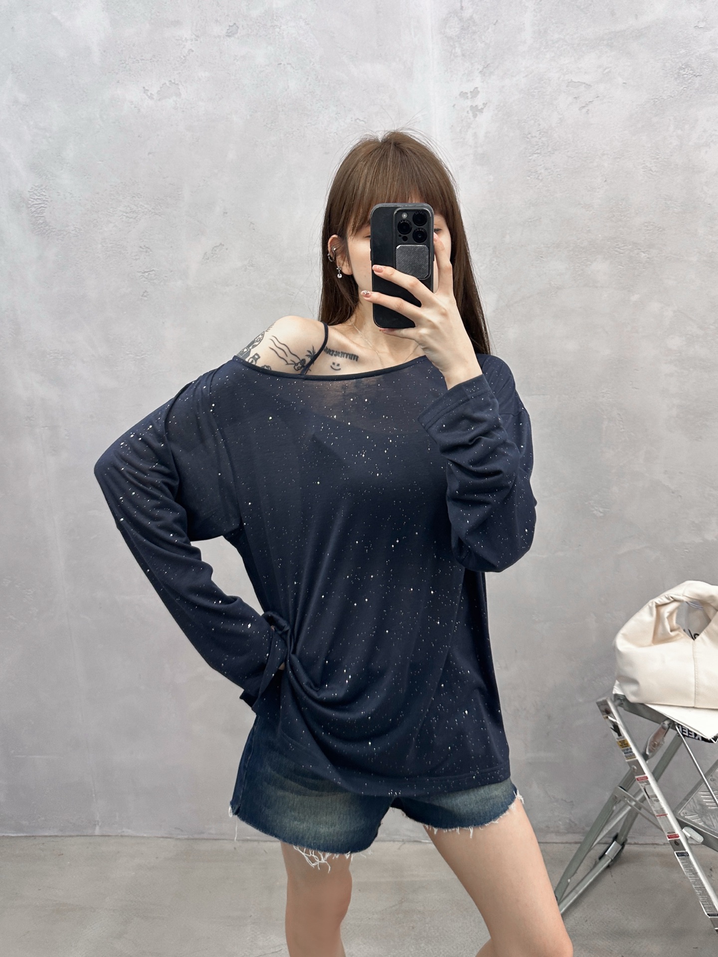 Acne ｜ 新款长袖t，进口特殊闪粉再生纤维面料，品牌经典刺绣标，特别单吊带款式设计，时尚休闲，尺码s