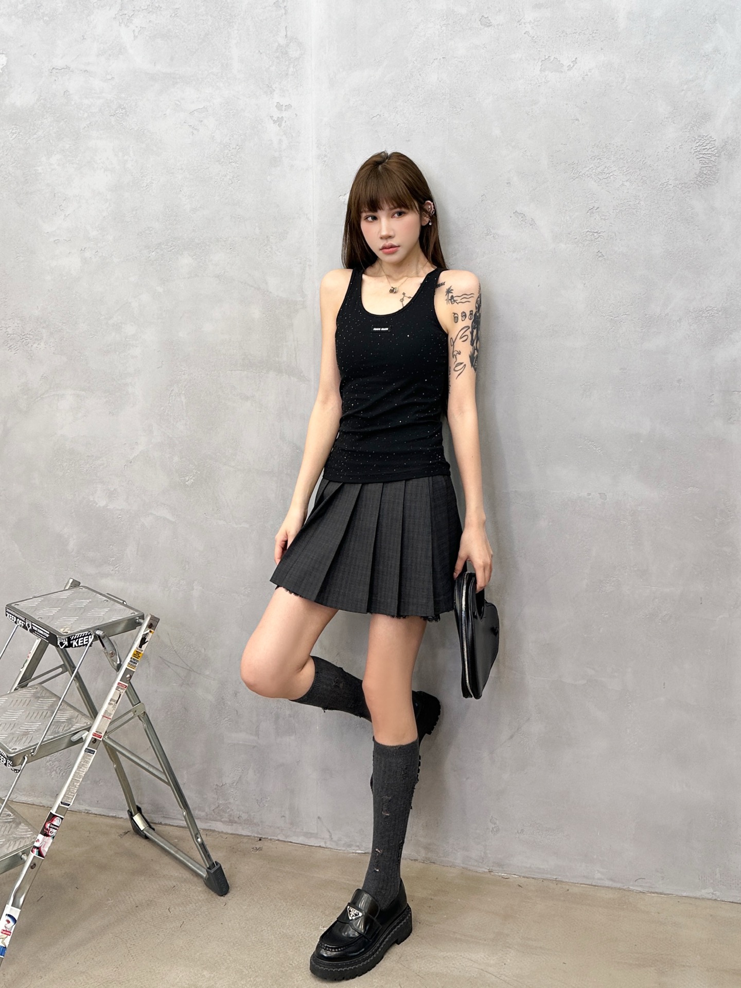 Miu ｜ 新款休闲背心，日本进口莱赛尔莫代尔长绒棉面料，成衣全身烫钻工艺，休闲时尚，尺码sml