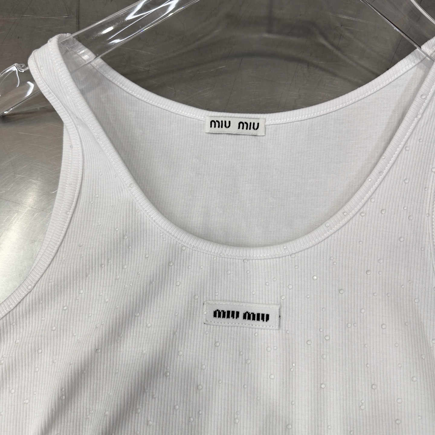 Miu ｜ 新款休闲背心，日本进口莱赛尔莫代尔长绒棉面料，成衣全身烫钻工艺，休闲时尚，尺码sml