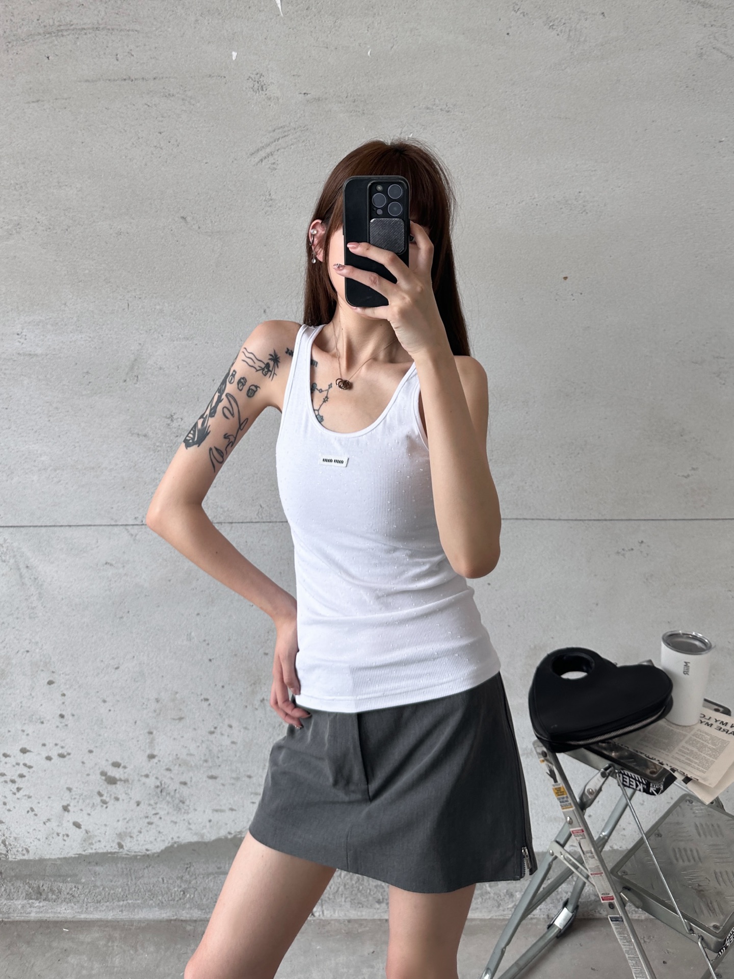 Miu ｜ 新款休闲背心，日本进口莱赛尔莫代尔长绒棉面料，成衣全身烫钻工艺，休闲时尚，尺码sml