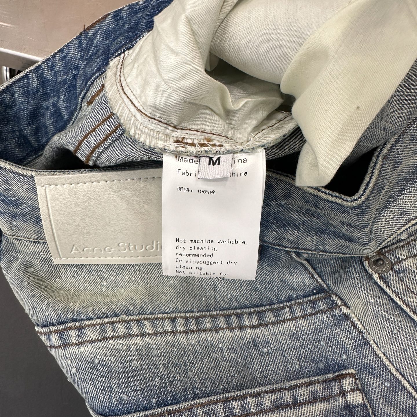 Acne ｜ 新款牛仔裤，成衣洗水加全身烫钻工艺，时尚休闲，尺码sml