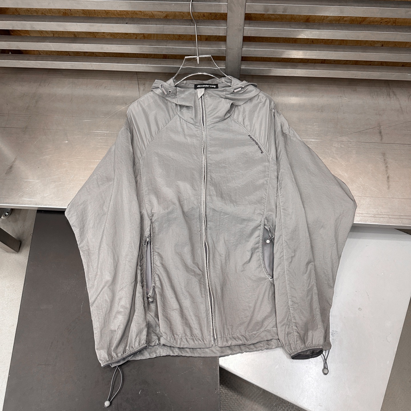 大王 ｜ 新款防晒上衣，品牌经典反光印花标，经典双层结构防晒服，休闲时尚，尺码sml