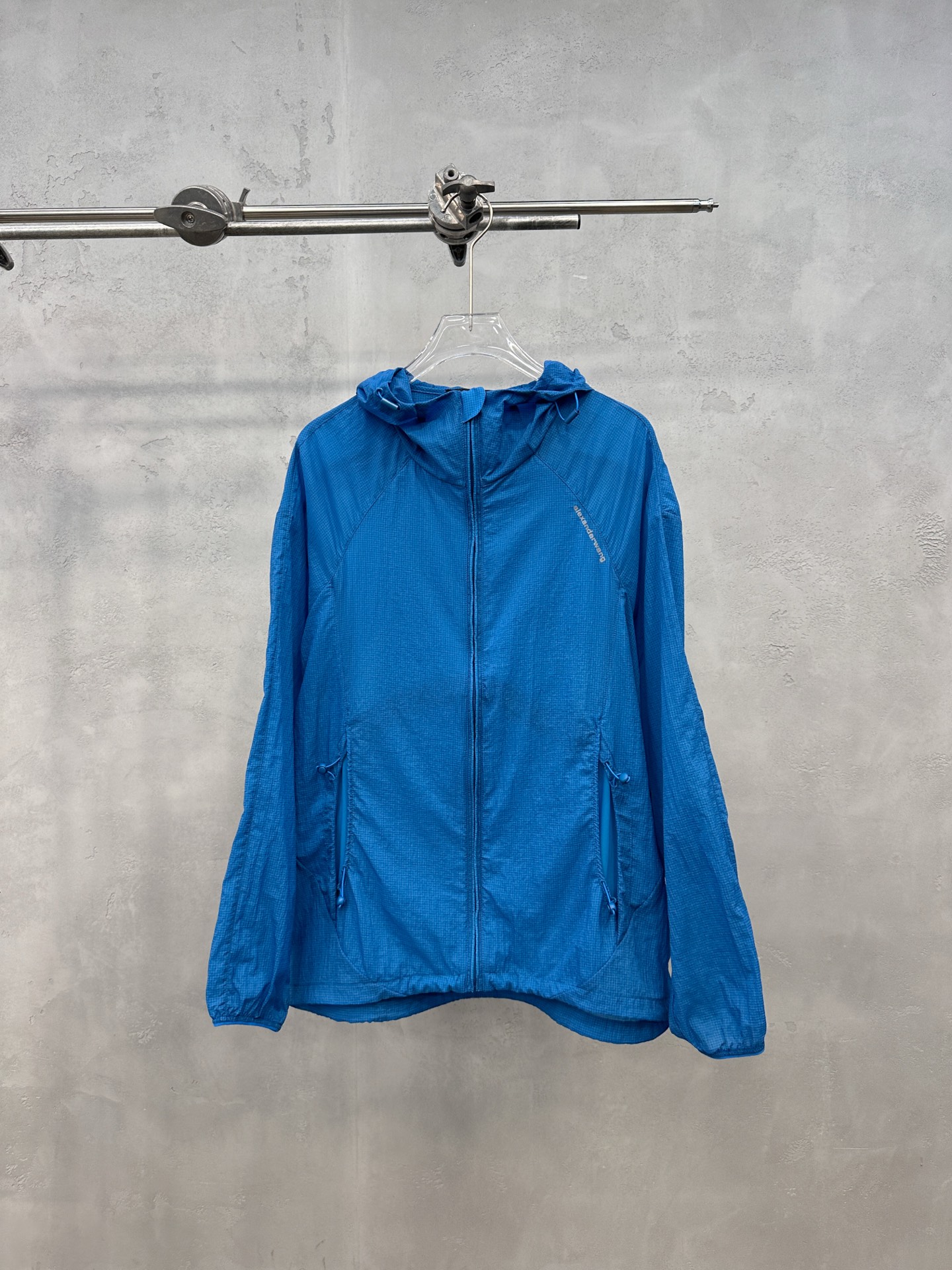 NO:887944,King | New sun protection top, brand classic reflective printed logo, classic double-layer structure sun protection clothing, casual fashion, size sml, Alexander Wang-clothing, alexander wang,19860909大王 ｜ 新款防晒上衣,品牌经典反光印花标,经典双层结构防晒服,休闲时尚,尺码sml,亚历山大王-服装,alexander wang,,Women's clothing