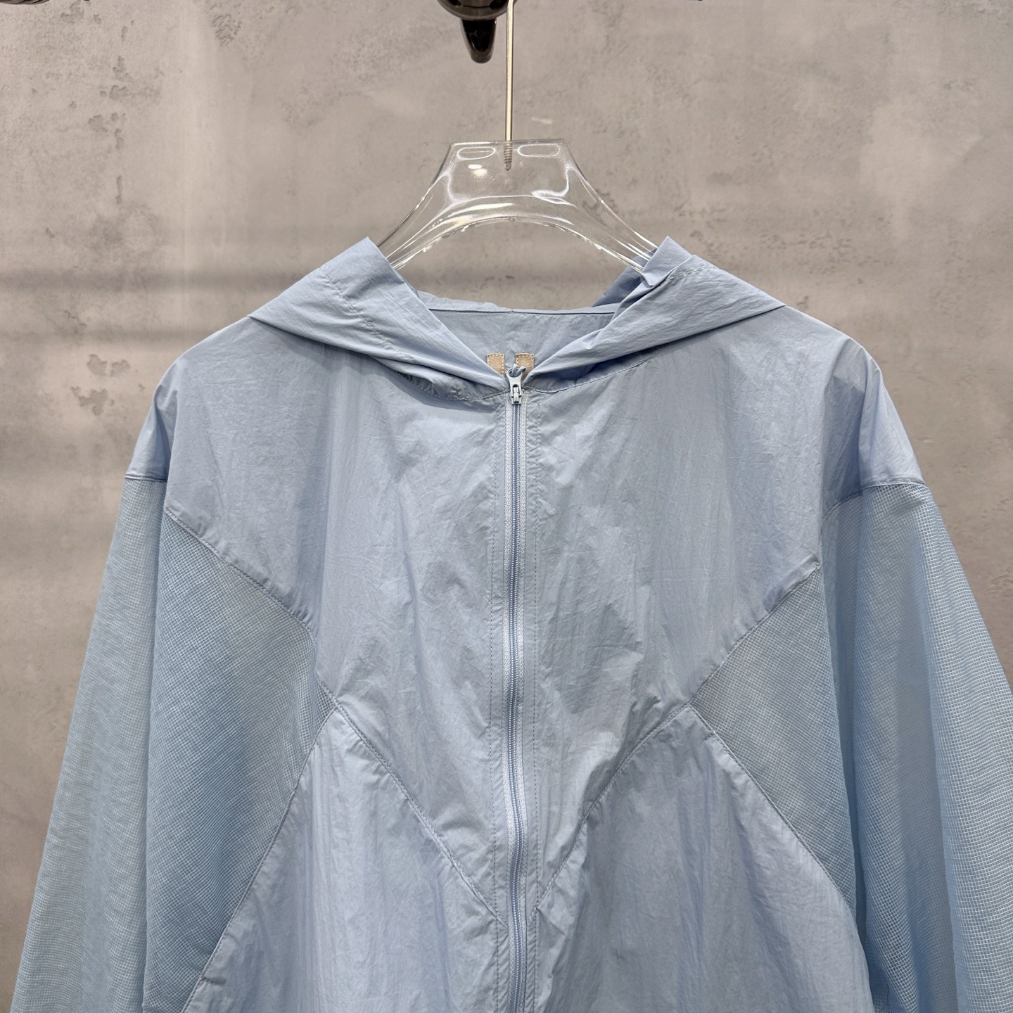 Rickowens ｜ 新款防晒上衣，品牌经典刺绣标，特殊超薄防晒面料AB拼接款式，休闲时尚，尺码sml