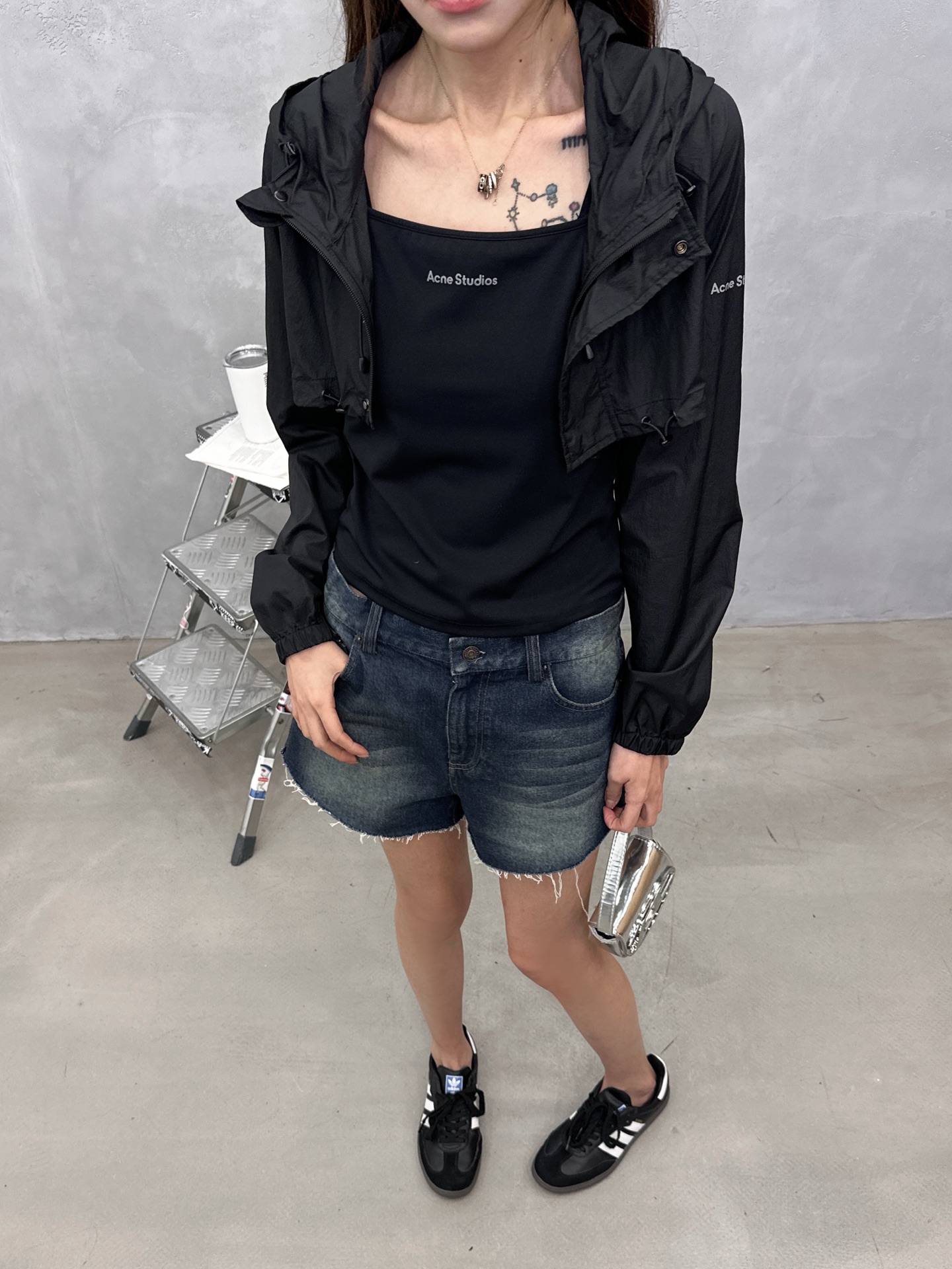Acne ｜ 新款防晒两件套，品牌经典印花标，真两件套装款式，背心➕外层防晒面料，休闲时尚，尺码sml