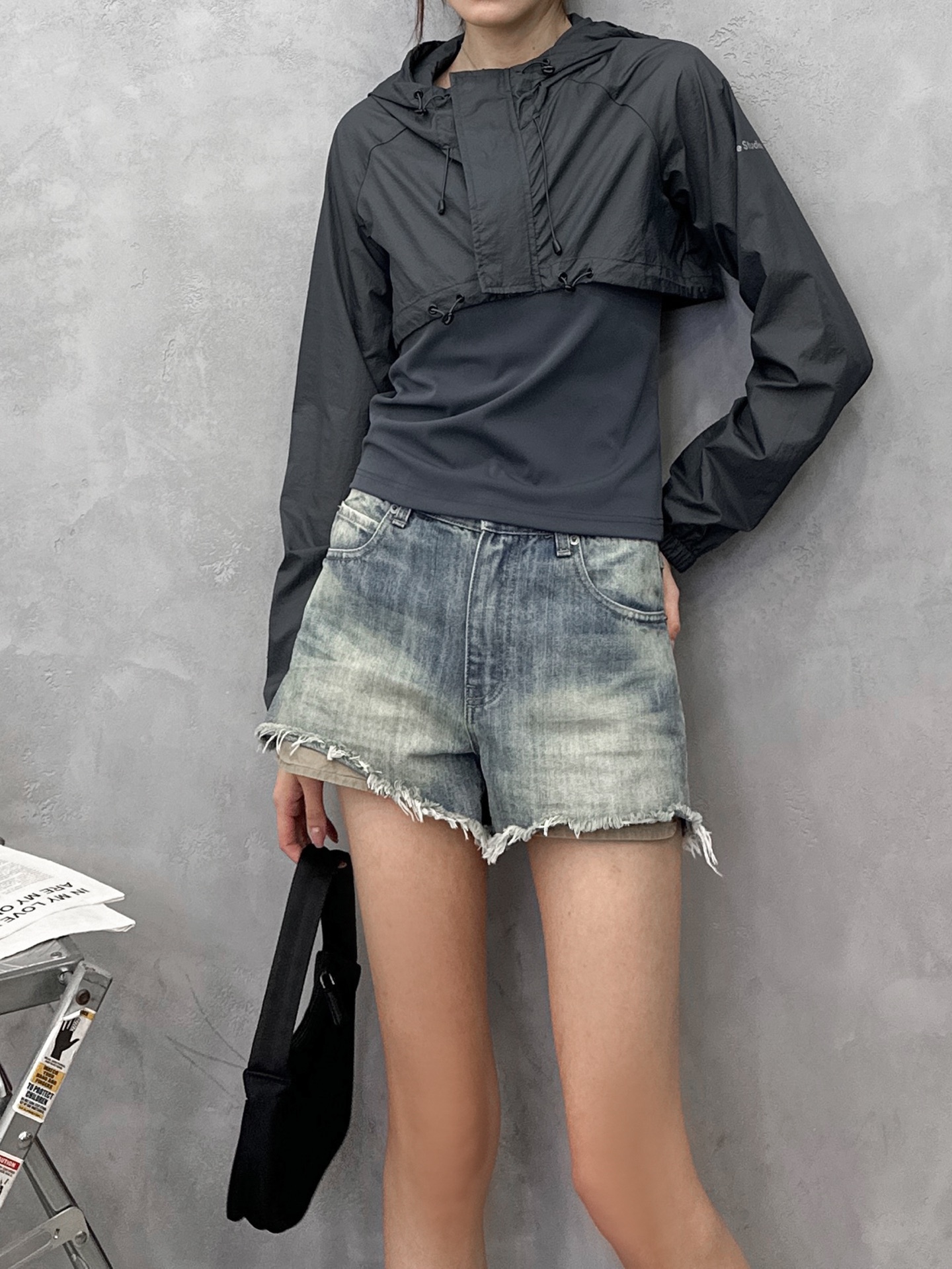 Acne ｜ 新款防晒两件套，品牌经典印花标，真两件套装款式，背心➕外层防晒面料，休闲时尚，尺码sml