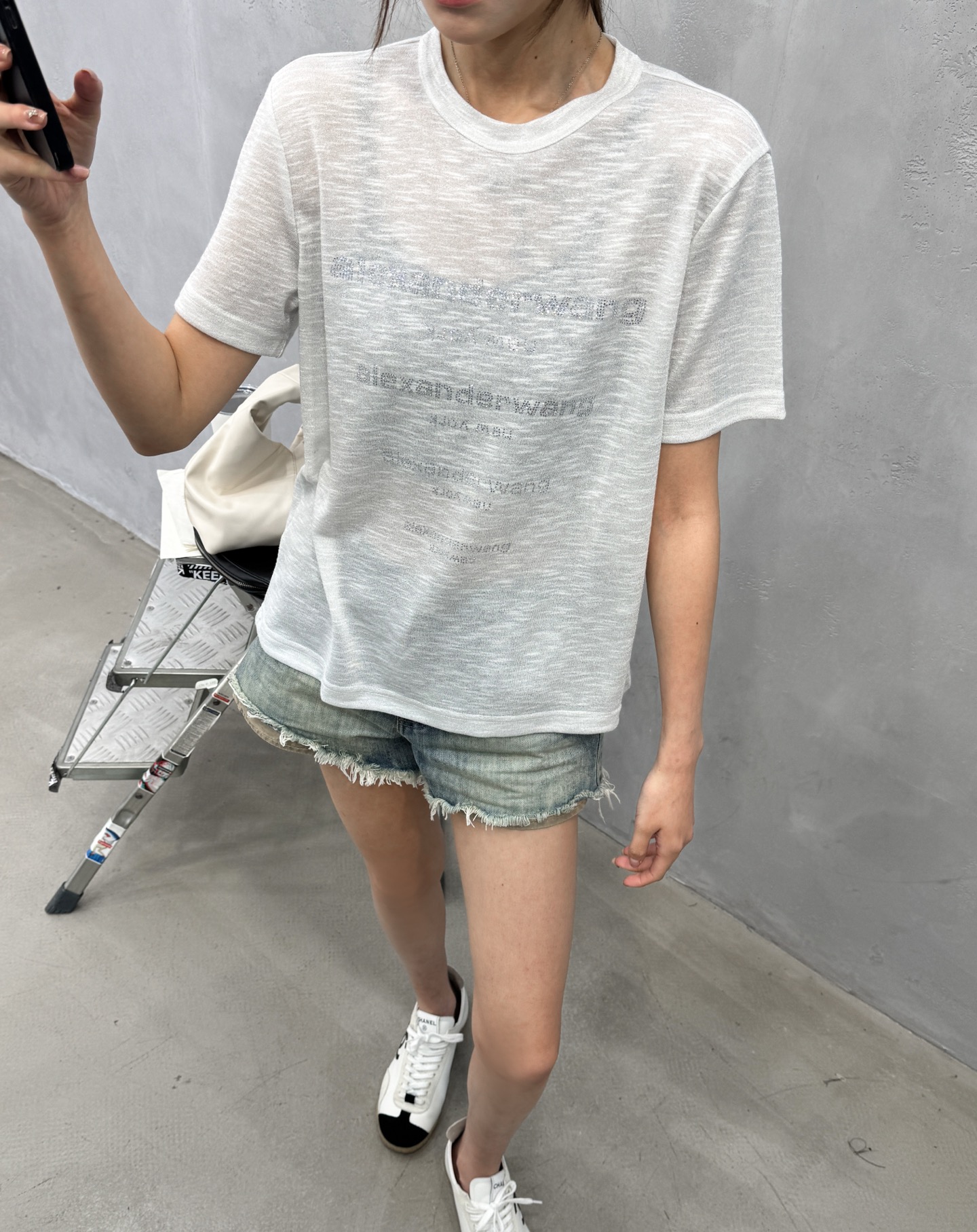 大王 ｜ 新款短袖t，品牌经典字母烫钻工艺，进口银丝环保纤维特殊面料，休闲时尚，尺码sml