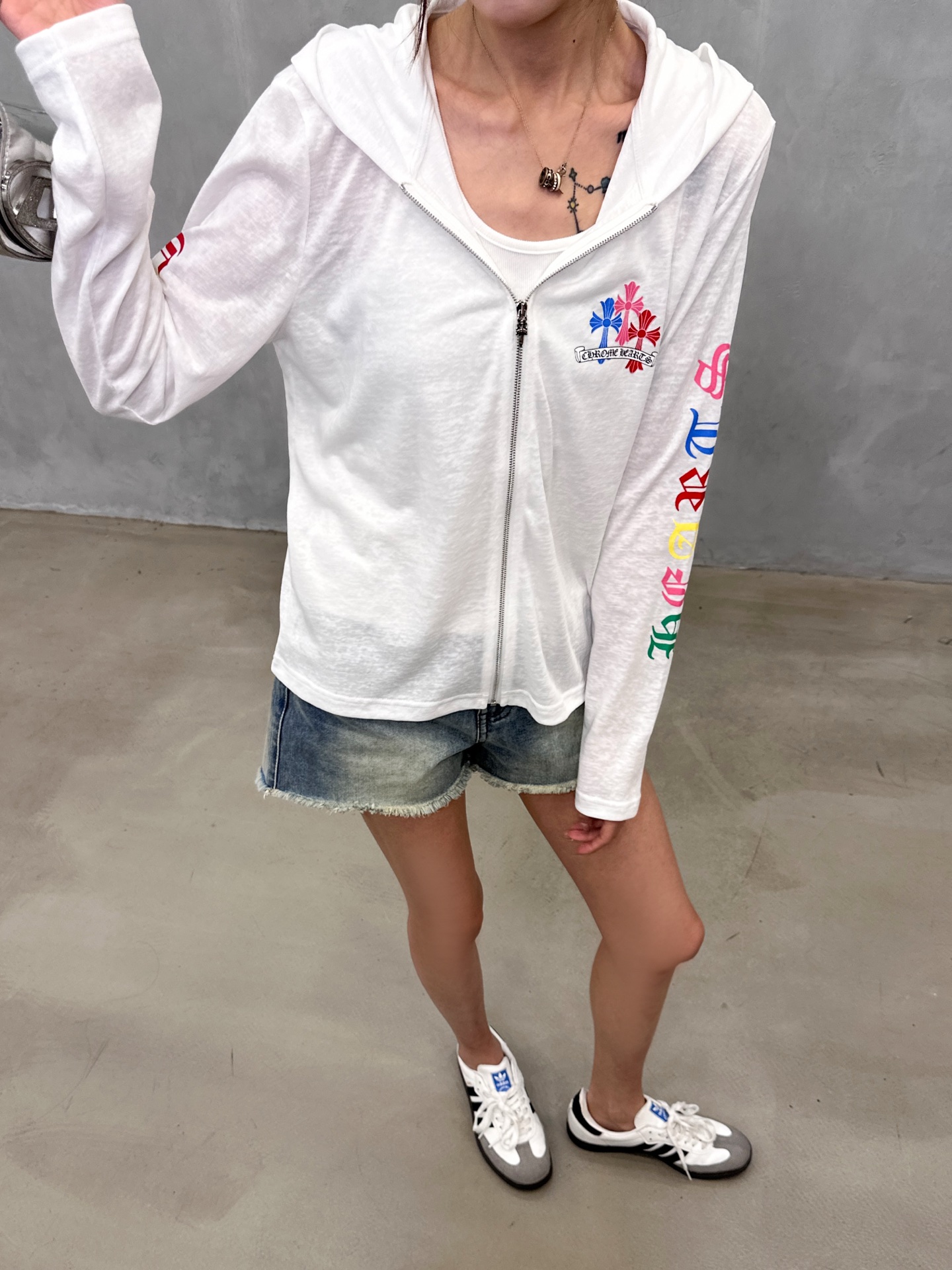 克罗心 ｜ 新款拉链开衫，日本进口莱赛尔亚麻桑蚕丝棉面料，全身五处多色印花工艺，休闲时尚，尺码sml