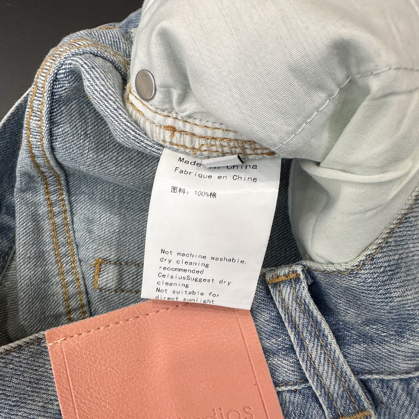 Acne ｜ 新款牛仔短裤，成衣洗水毛边加成衣烫钻工艺，休闲时尚，尺码sml