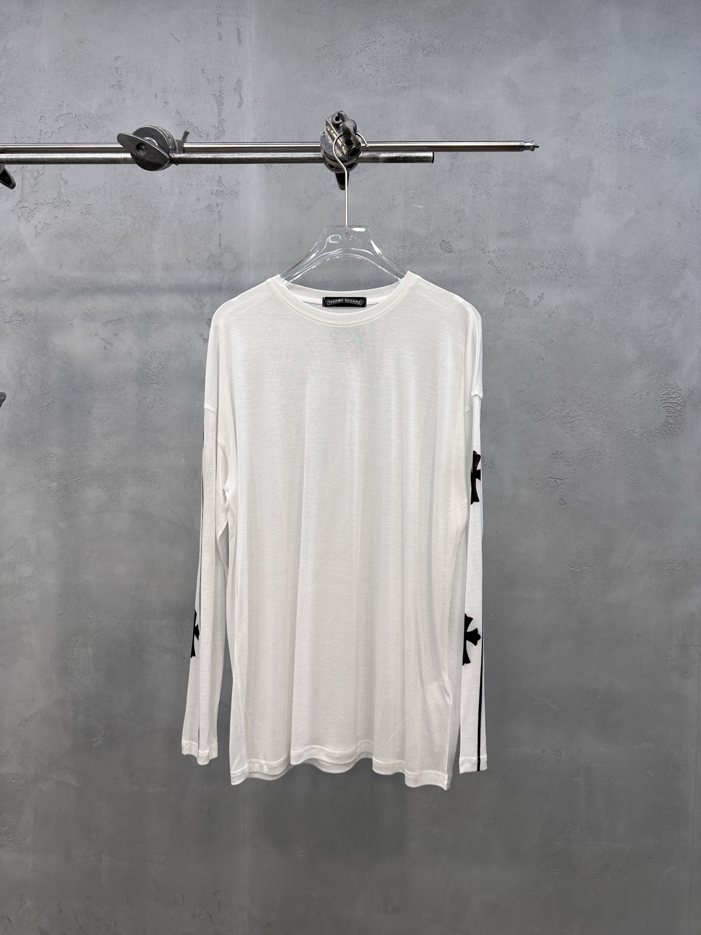 NO:887876,Chrome Hearts ｜ New long-sleeved bottoming, three-point printing technology on the whole body, Tencel fabric, casual fashion, size sml, Chrome Hearts-clothing, chrome hearts,19860909克罗心 ｜ 新款长袖打底,全身三处印花工艺,天丝面料,休闲时尚,尺码sml,克罗心-服装,chrome hearts,,Women's clothing