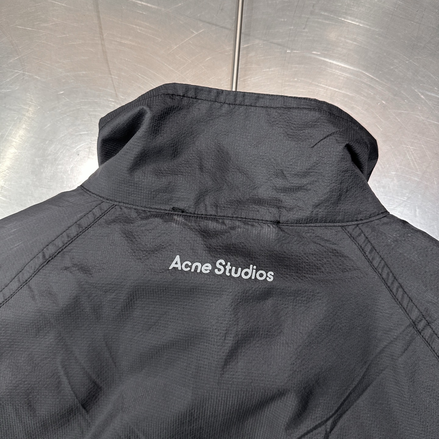 Acne ｜ 新款防晒上衣，品牌经典反光印花标，机边绳结构款式设计，休闲时尚，尺码sml
