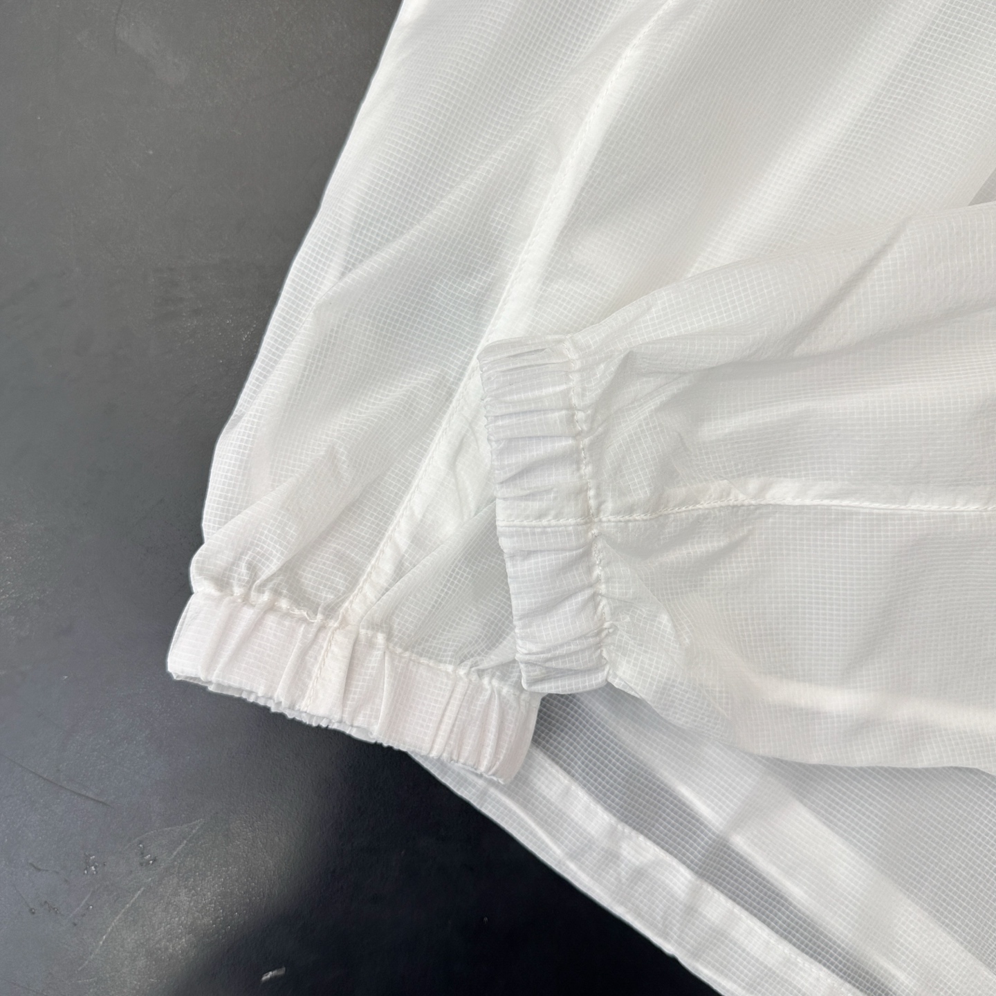 Acne ｜ 新款防晒上衣，品牌经典反光印花标，机边绳结构款式设计，休闲时尚，尺码sml