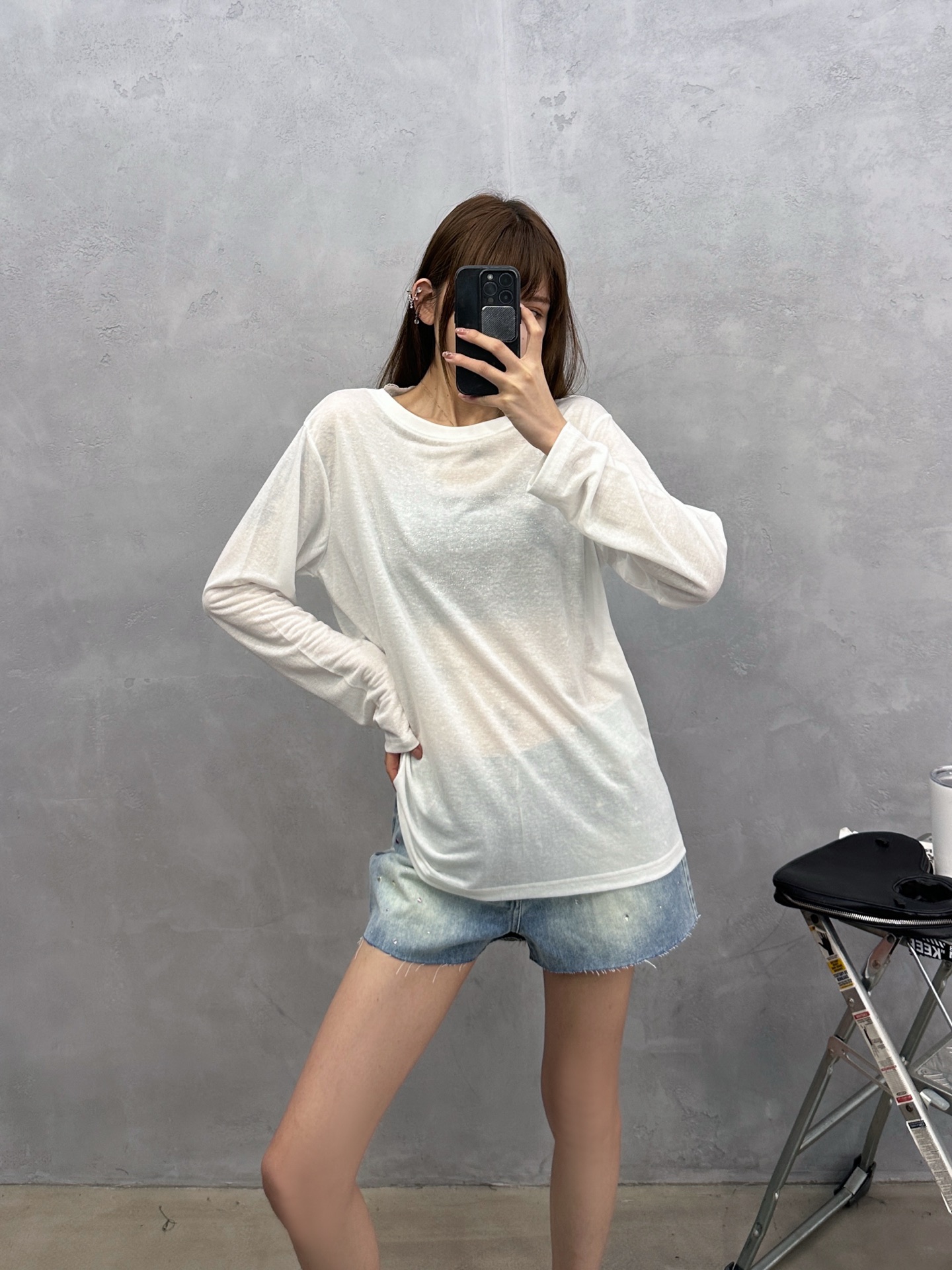 Acne ｜ 新款长袖打底，品牌经典字母烫钻工艺，进口天丝亚麻面料拼接蕾丝款式，休闲时尚，尺码sml